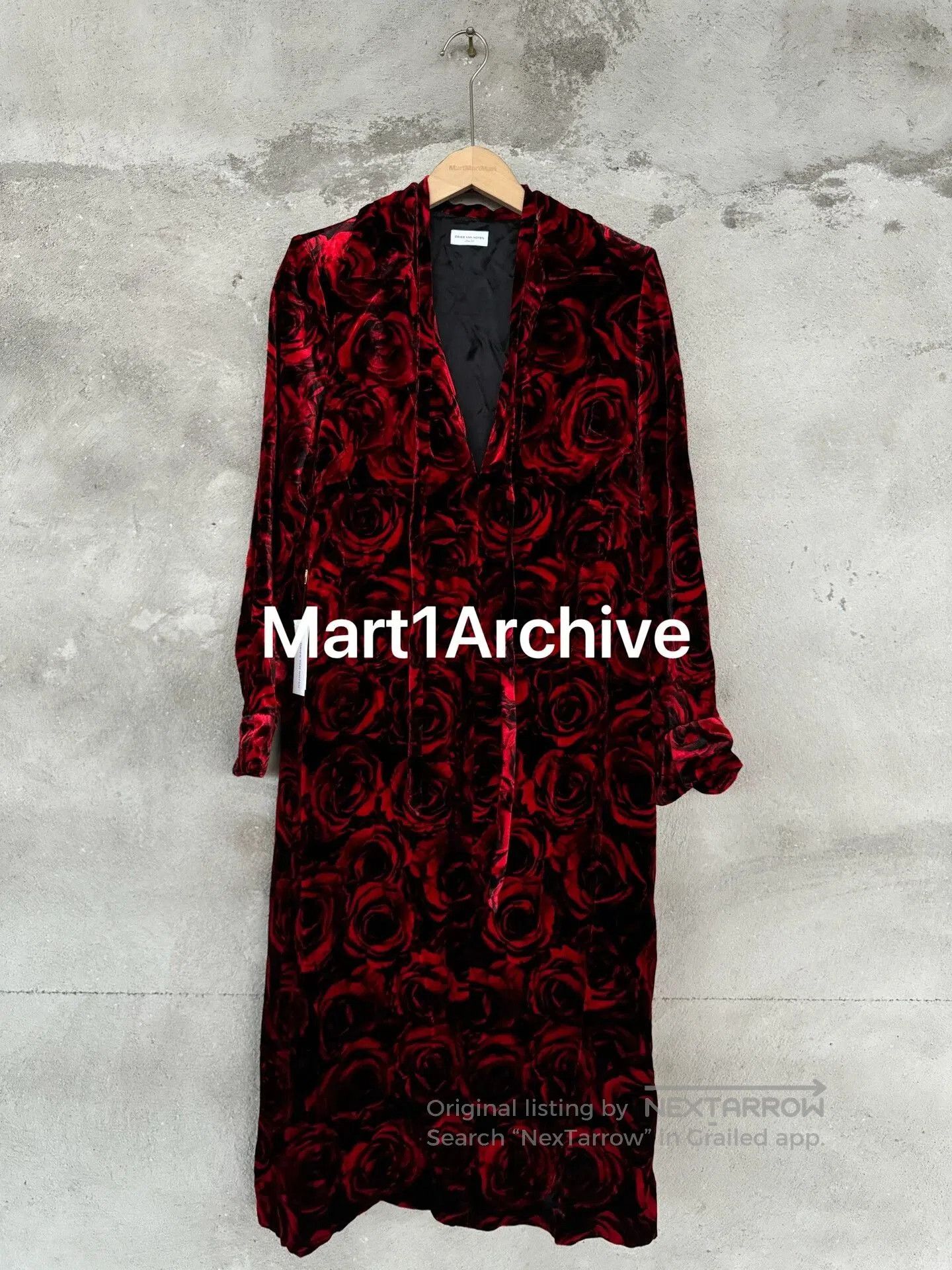 Dries Van Noten Dries Van Noten Red Velvet Rose Coat. Size XXS / US 00 / IT 34 - 1 Thumbnail