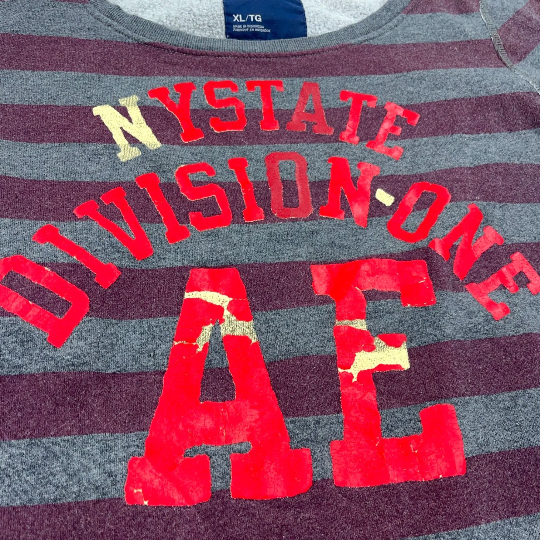 American Eagle Outfitters VINTAGE American Eagle Outfitters Sweatshirt Women XL Purple Striped Rugby Scoop Neck Size XL / US 12-14 / IT 48-50 - 4 Thumbnail