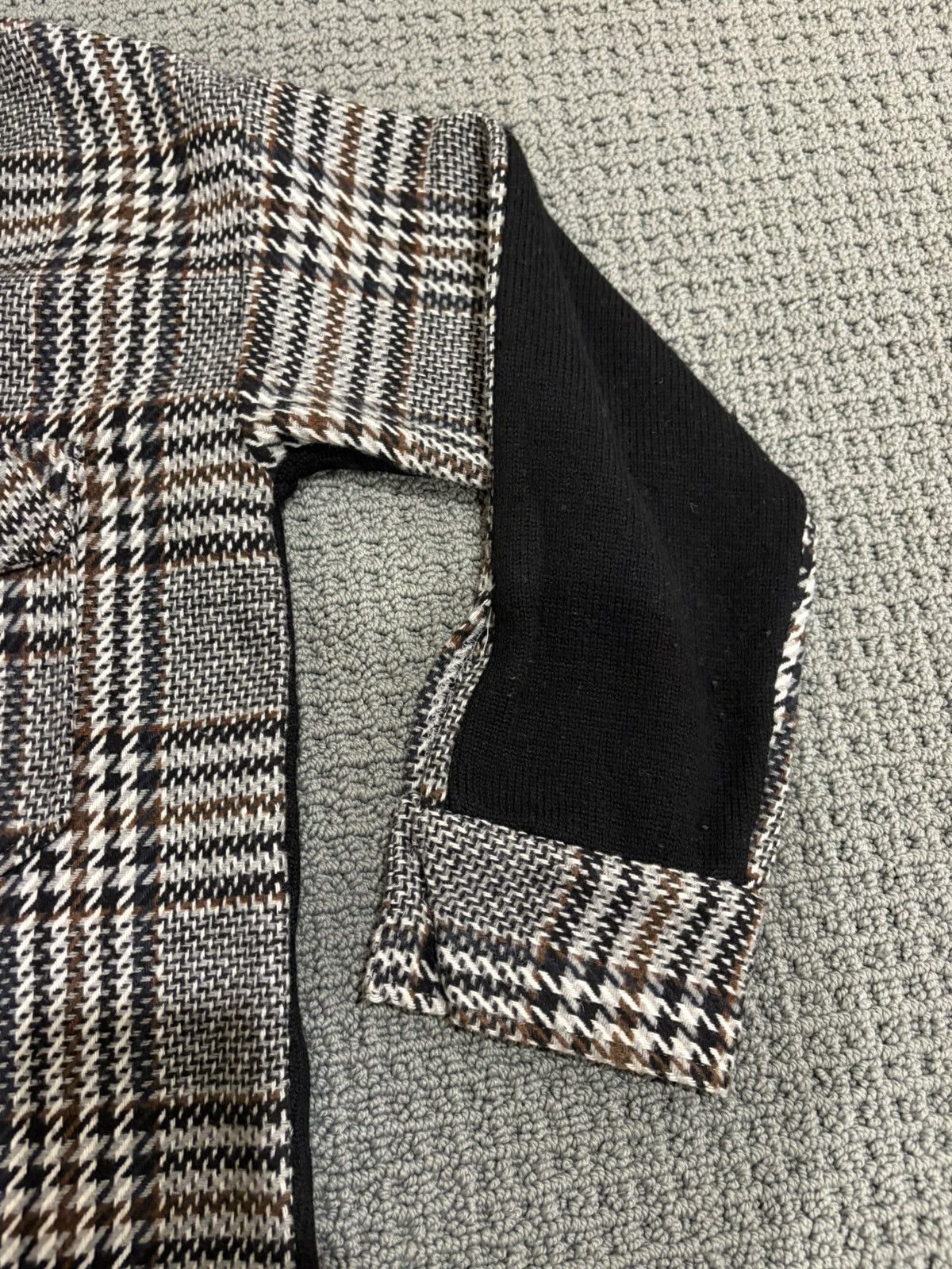 Alpha Studio 100% wool jacket plaid with black. Size 42 italy Size M / US 6-8 / IT 42-44 - 4 Thumbnail