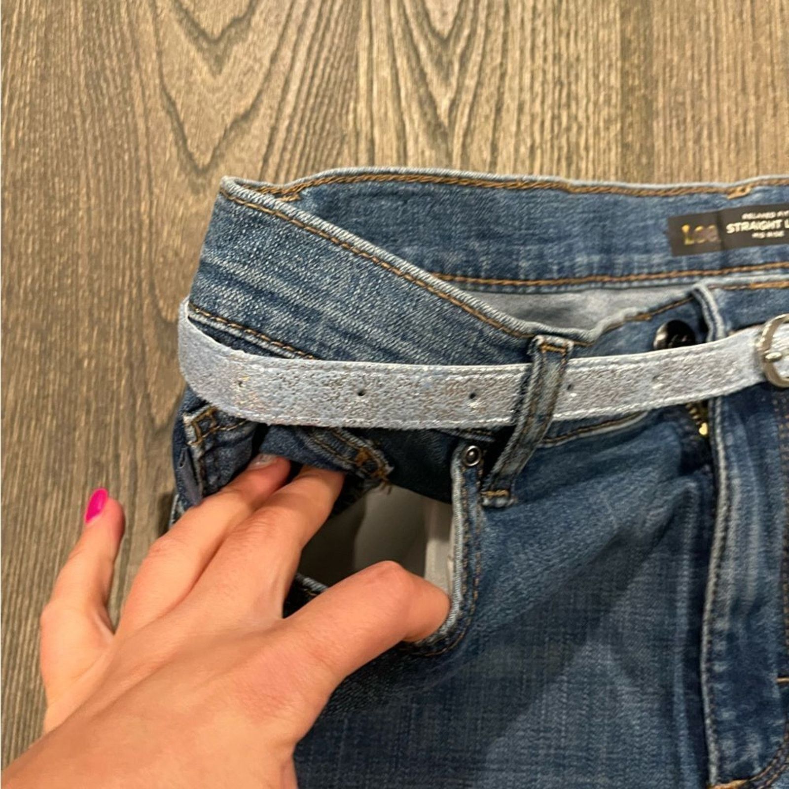 Lee Lee Girls Relaxed Fit Straight Leg Mid Rise Belted 10 Long Size 32" / US 10 / IT 46 - 4 Thumbnail