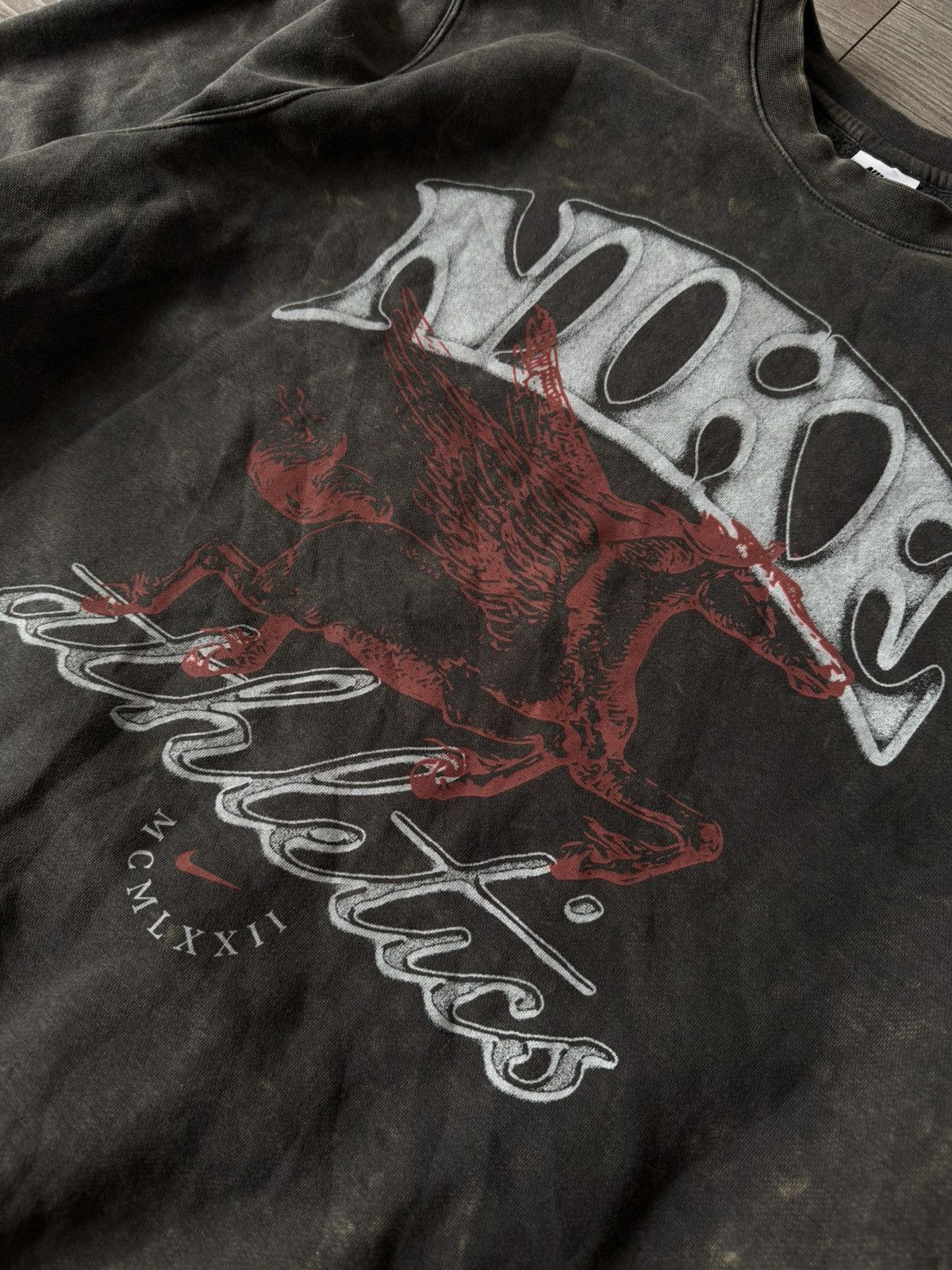 Nike Nike Sportswear Athletics Avant garde Opium Print Sweatshirt Size US M / EU 48-50 / 2 - 12 Thumbnail