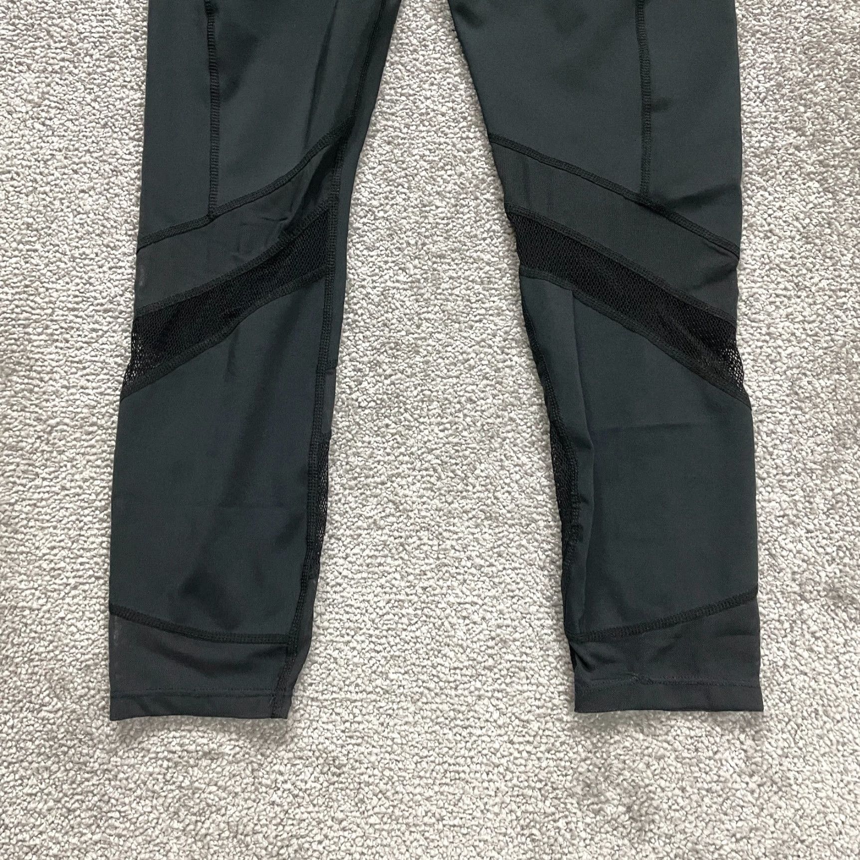 Vintage VINTAGE JustFab Womens Leggings Activewear Size M Black Compression Yoga Gym Running Size 32" / US 10 / IT 46 - 4 Thumbnail