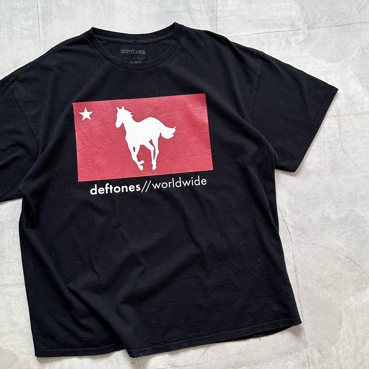 Band Tees Vintage Deftones White Pony Worldwide Tour Aphex Twin Vibe Size US XL / EU 56 / 4 - 2 Thumbnail