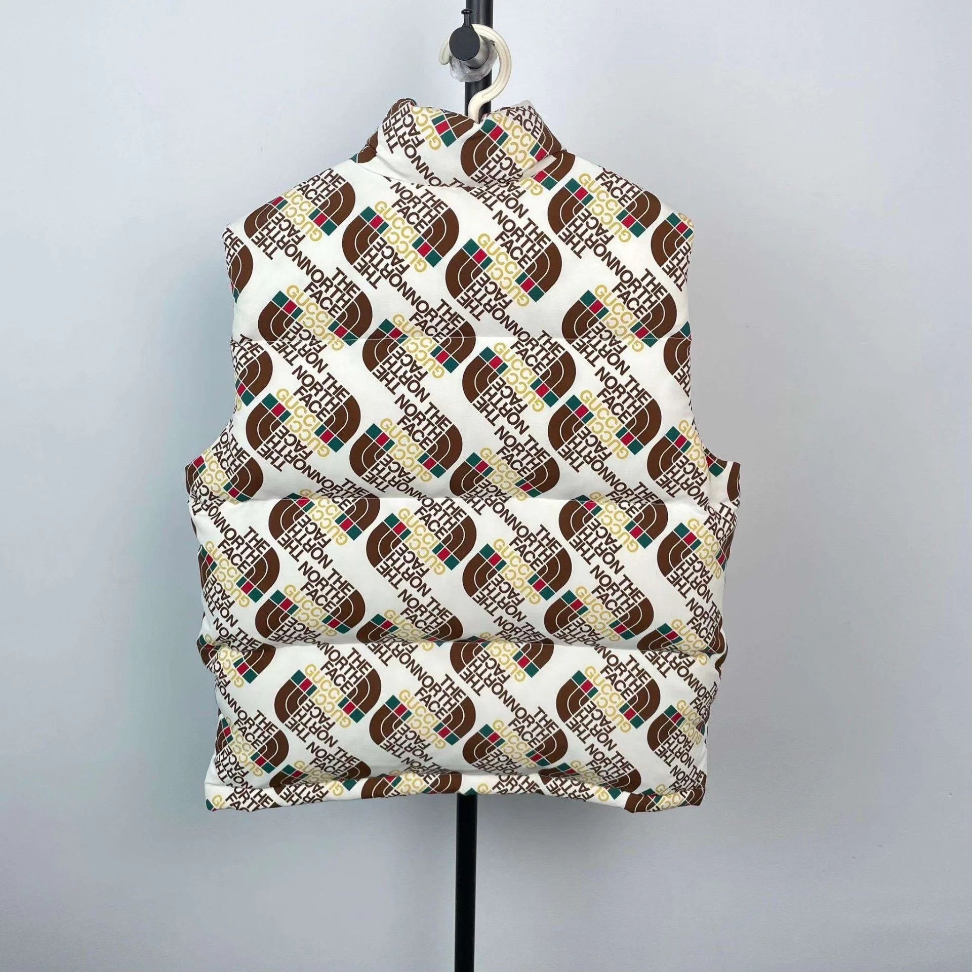 Gucci Gucci down vest M colorblock Size US M / EU 48-50 / 2 - 2 Thumbnail
