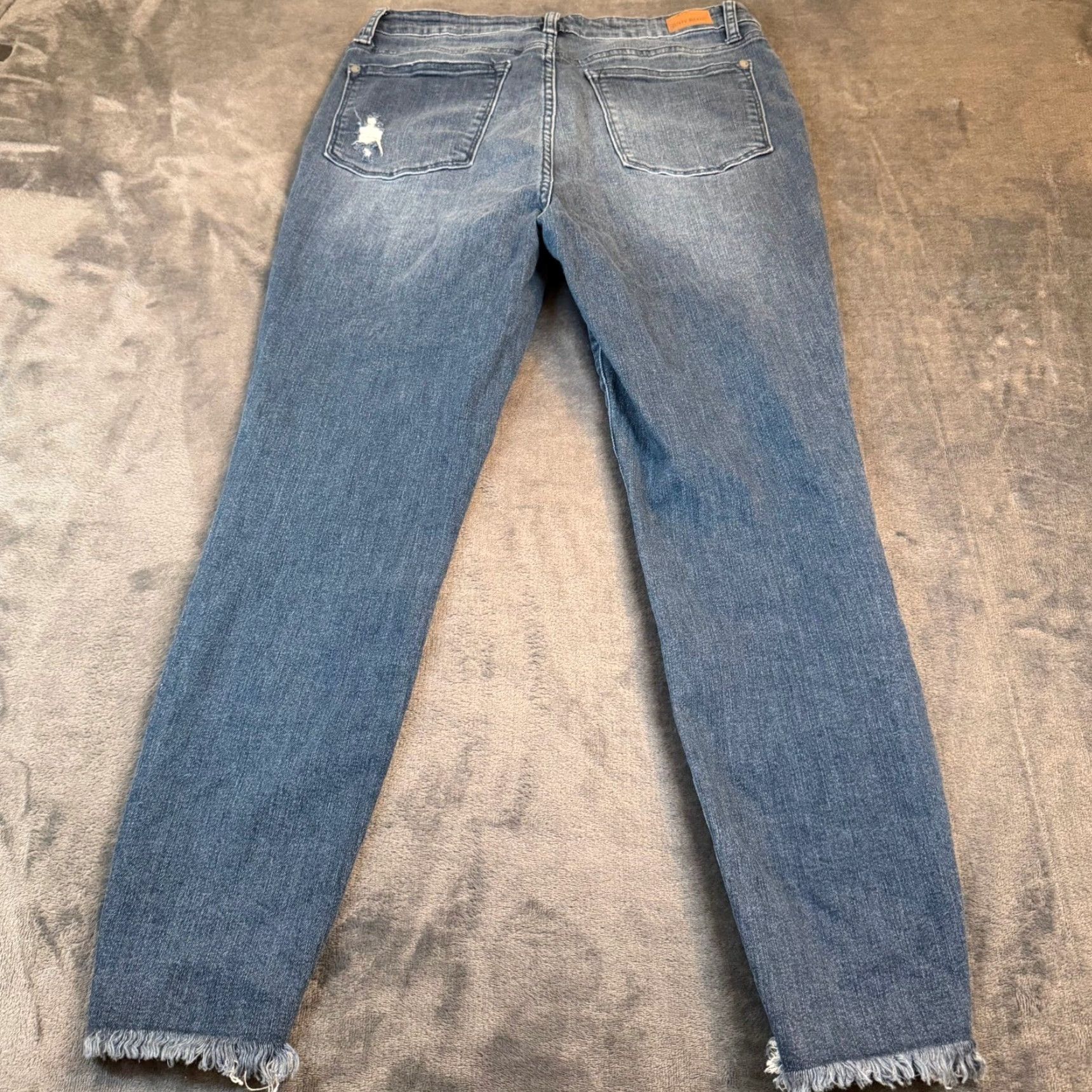 Vintage Judy Blue Skinny Jeans Womens 30 Medium Blue Distressed Raw Hem 11/30 JB88425 Jeans Men's? No, Women’s? (Clarify) Size 30" / US 8 / IT 44 - 3 Thumbnail