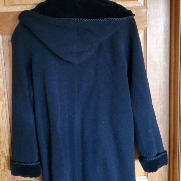 Worthington Worthington Black Wool Heavy Velvet Hooded Lined Button Sz. Size M / US 6-8 / IT 42-44 - 5 Thumbnail