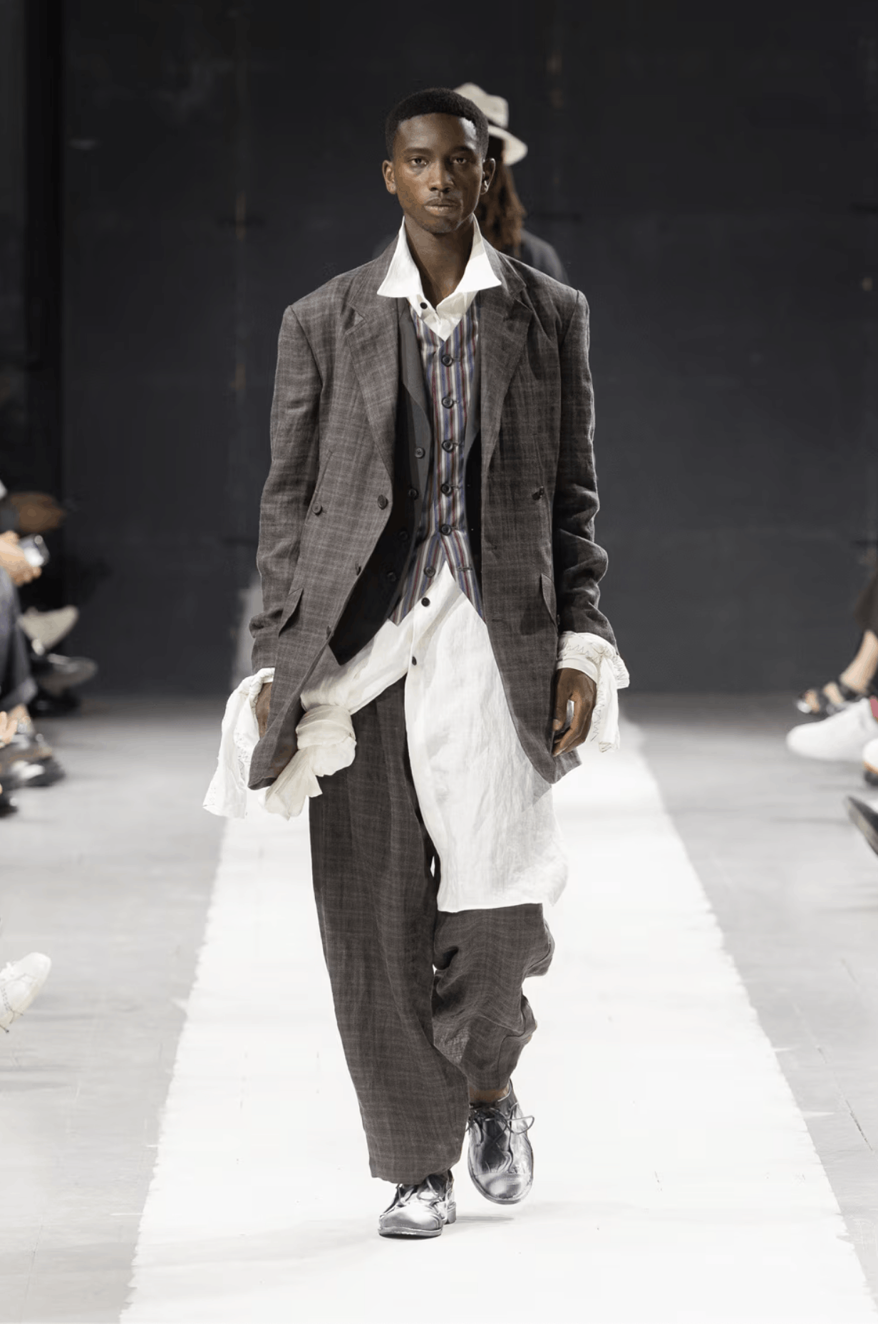 Yohji Yamamoto Yohji Yamamoto Pour Homme - Linen Gathered Hem Long Shirt Size US L / EU 52-54 / 3 - 10 Thumbnail
