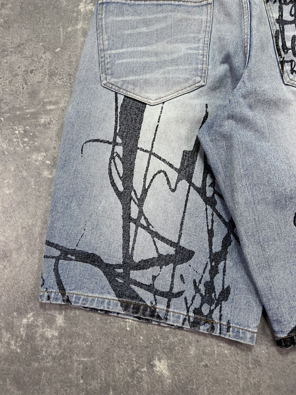 Fubu Platinum Fubu Harlem Globetrotters Printed Baggy Denim Jorts Size US 34 / EU 50 - 16 Thumbnail