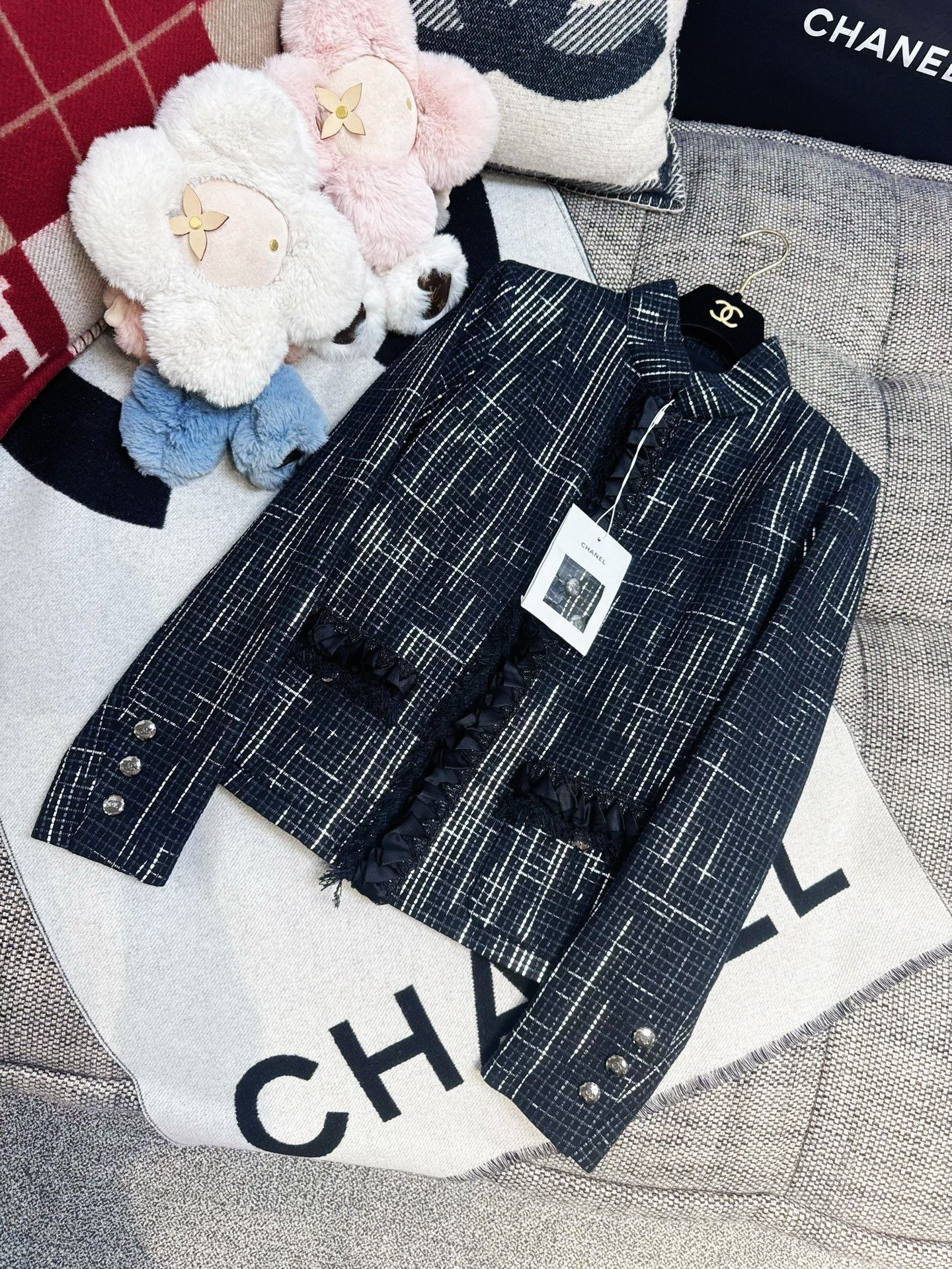 Chanel Chanel 21B Blue-black Silver Check Jacket Size XS / US 0-2 / IT 36-38 - 1 Thumbnail