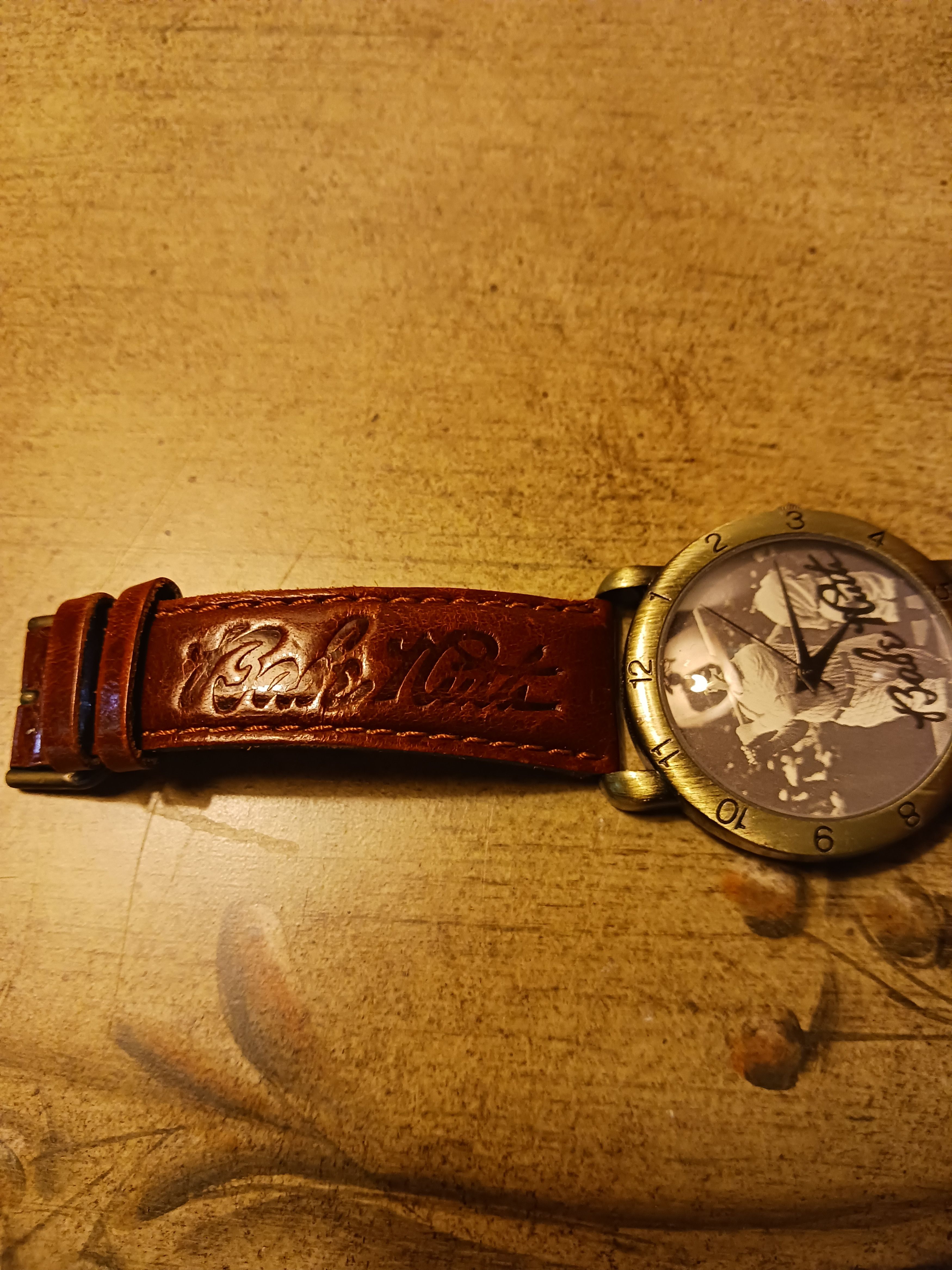 Vintage Vintage 1994 Waltham Babe Ruth Gold Tone Watch. Size ONE SIZE - 4 Thumbnail