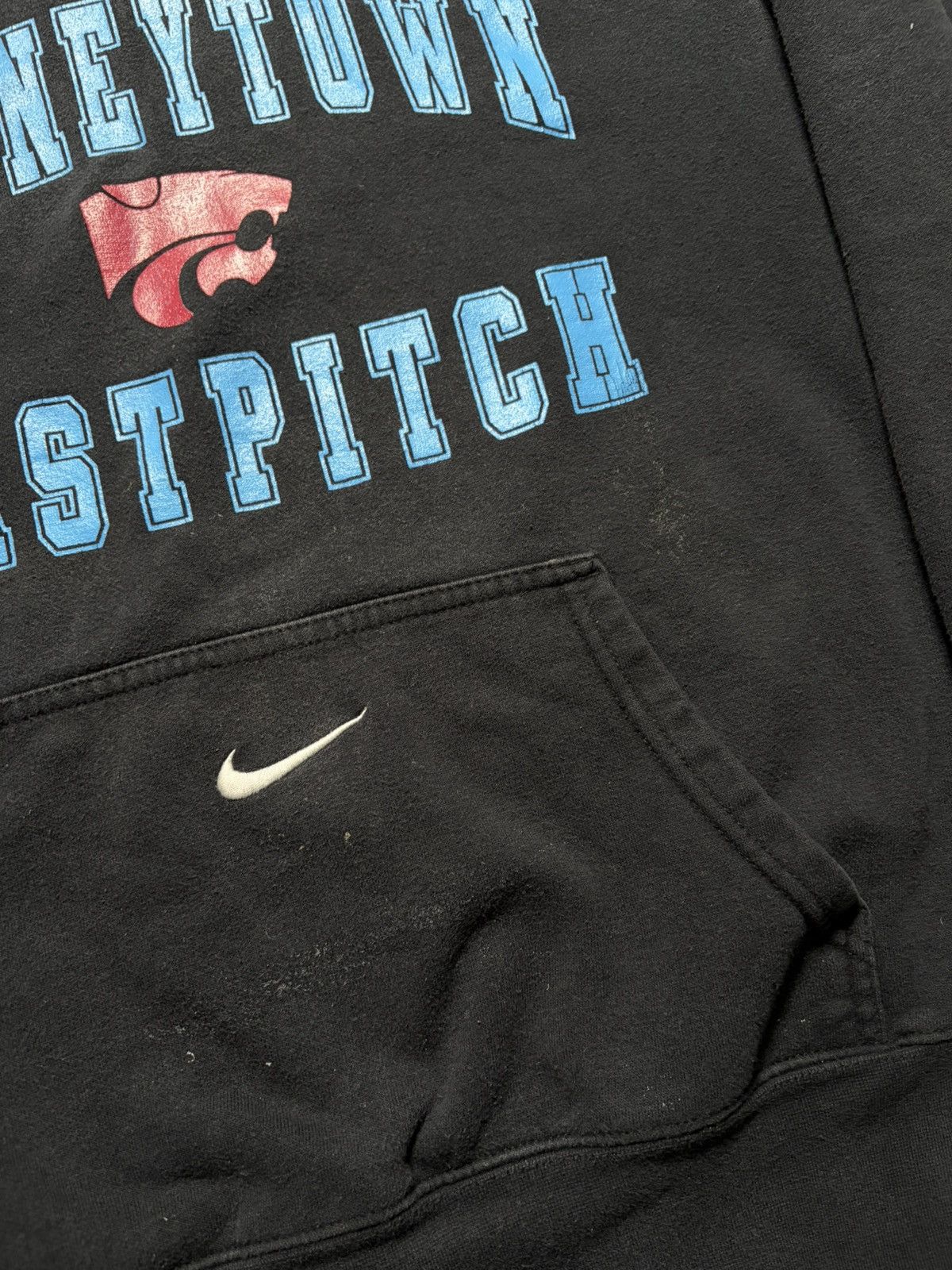 Nike Nike University Retro 00s Vintage Hoodie y2k central Swoosh Size US M / EU 48-50 / 2 - 5 Thumbnail