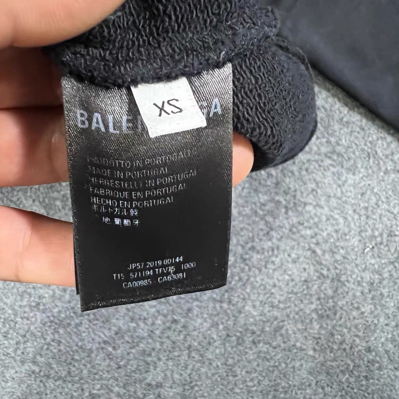 Balenciaga Balenciaga Sweatshirt K28 Size US XS / EU 42 / 0 - 4 Thumbnail