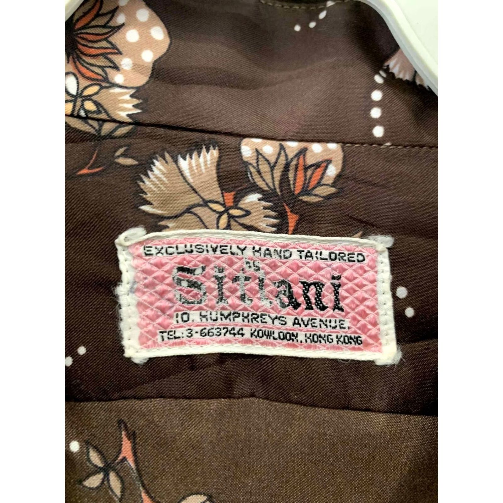 Vintage VINTAGE Sitlani Kowloon Hong Kong Hand Tailored Floral Brown Shirt Men’s M XS? 43" Chest Long Sleeve Button-Up Mens Size US M / EU 48-50 / 2 - 3 Thumbnail