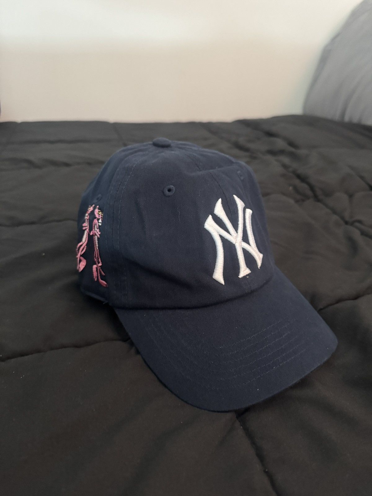 basketcase gallery Basketcase Gallery Yankees Pink Panther Hat Size ONE SIZE - 1 Thumbnail
