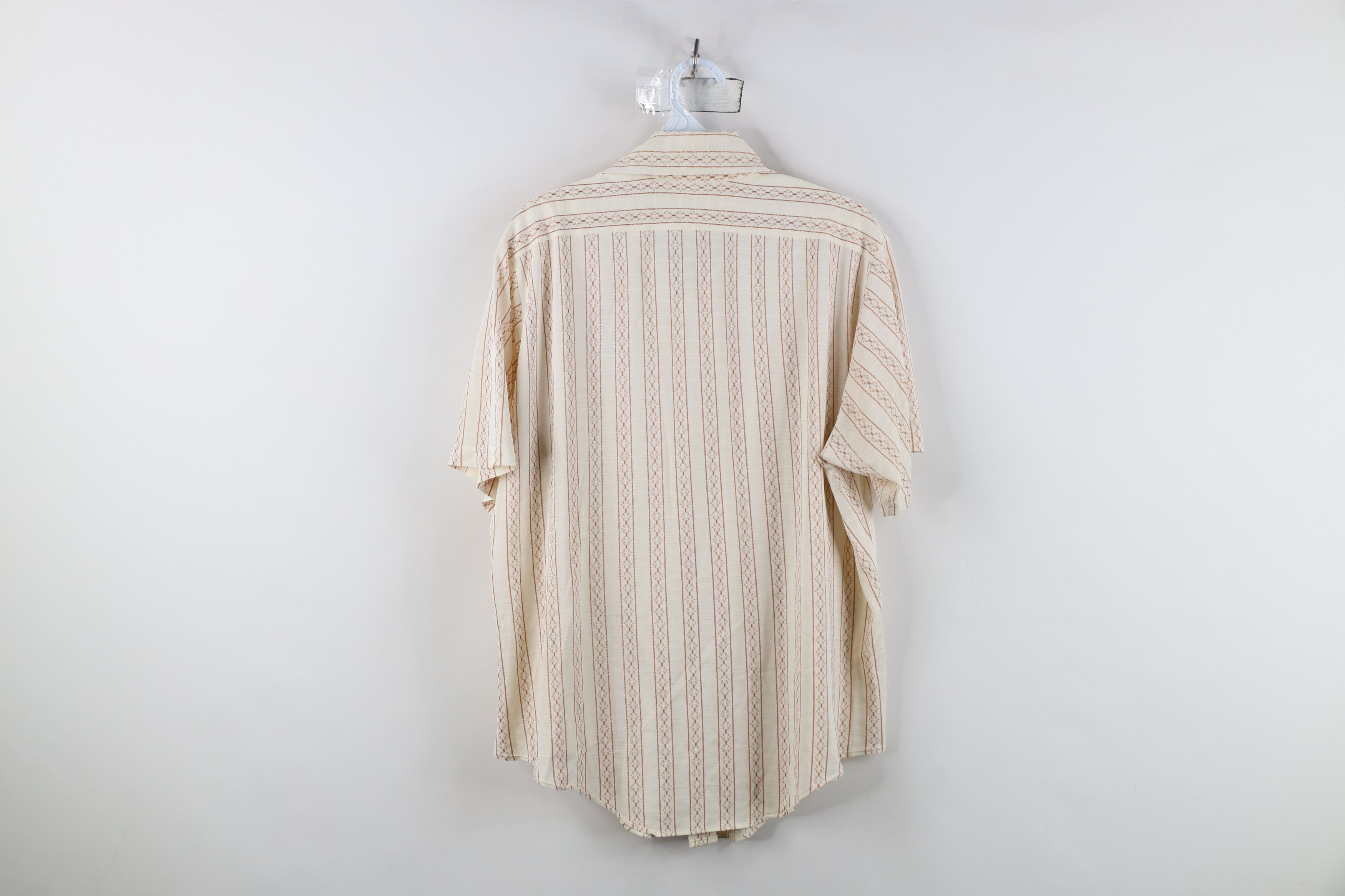 Vintage Vintage 60s Streetwear Knit Short Sleeve Button Shirt USA Size US M / EU 48-50 / 2 - 12 Thumbnail
