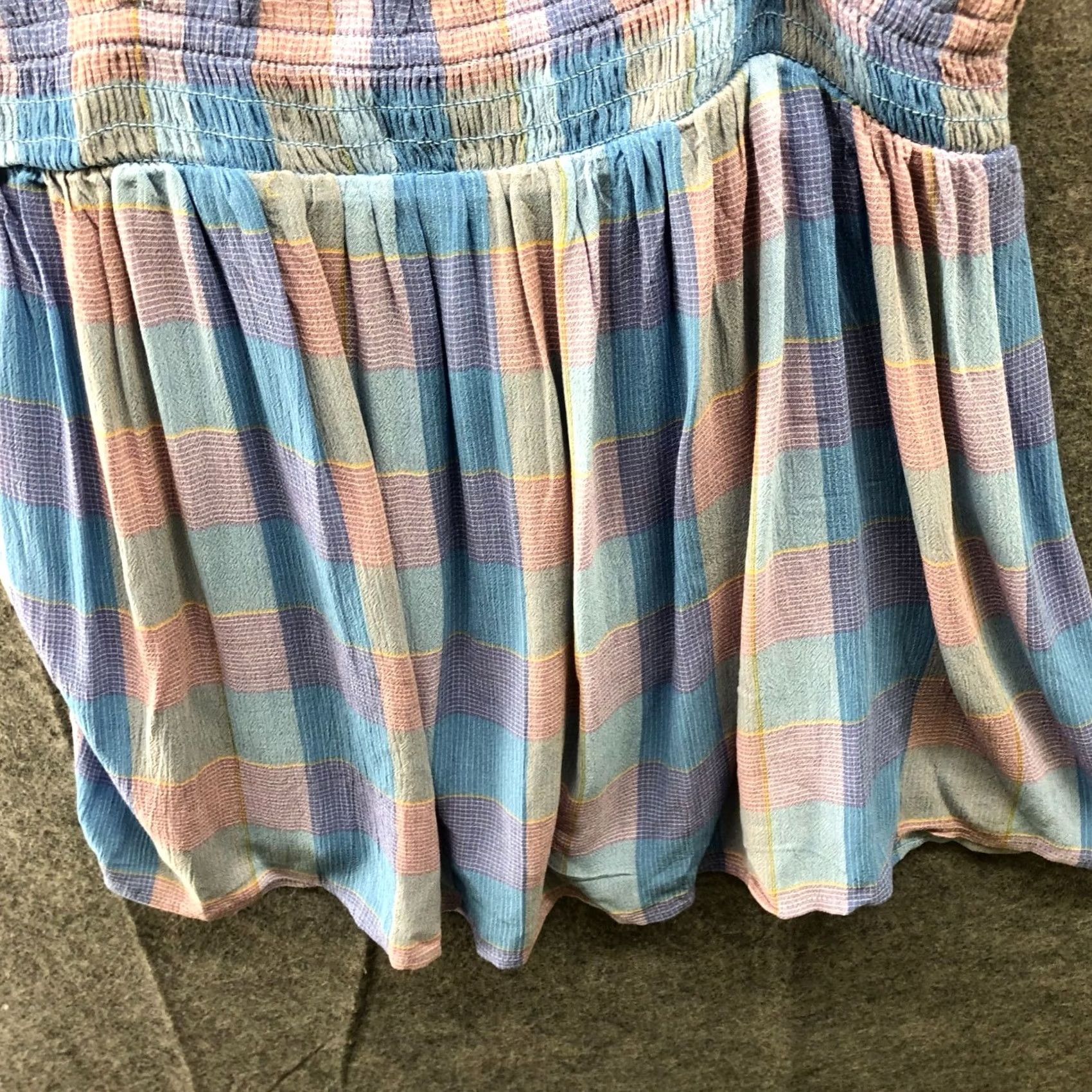 Loft NWT Loft Tie Strap Cami Top Womens MP Smocked Plaid Blue Rayon Tank Camisole Beach Holiday Summer Size M / US 6-8 / IT 42-44 - 4 Thumbnail