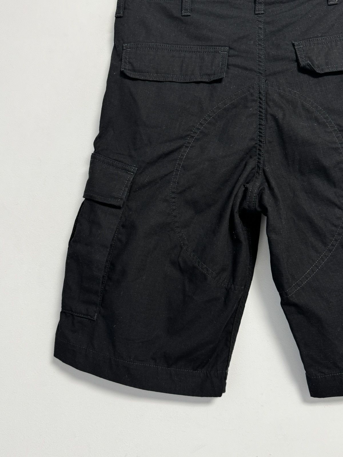Carhartt Carhartt Cargo Shorts Y2K style Hype Black Size US 29 - 3 Thumbnail