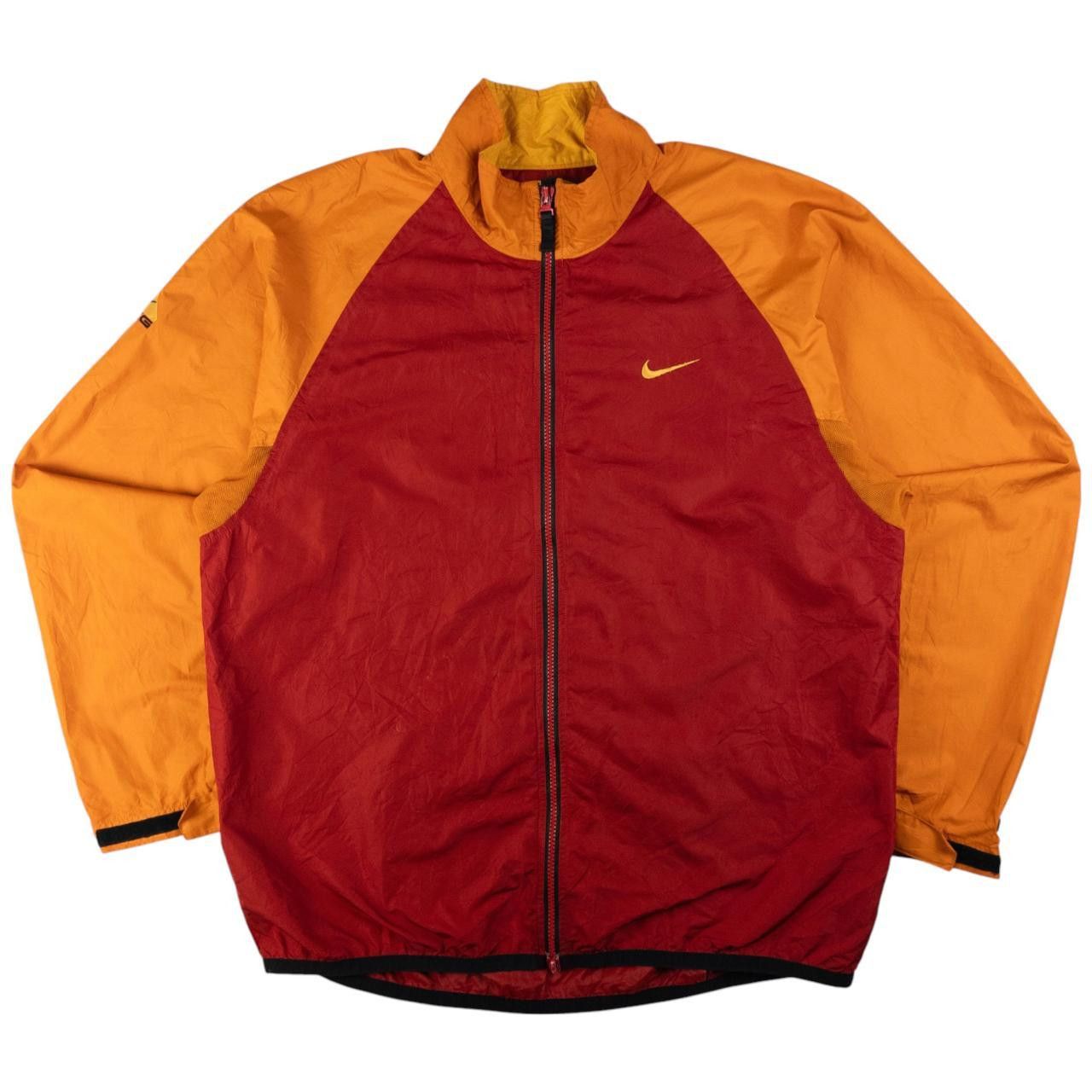 Nike ACG Vintage Nike ACG Lightweight Zip Up Jacket Size L Size US L / EU 52-54 / 3 - 1 Thumbnail