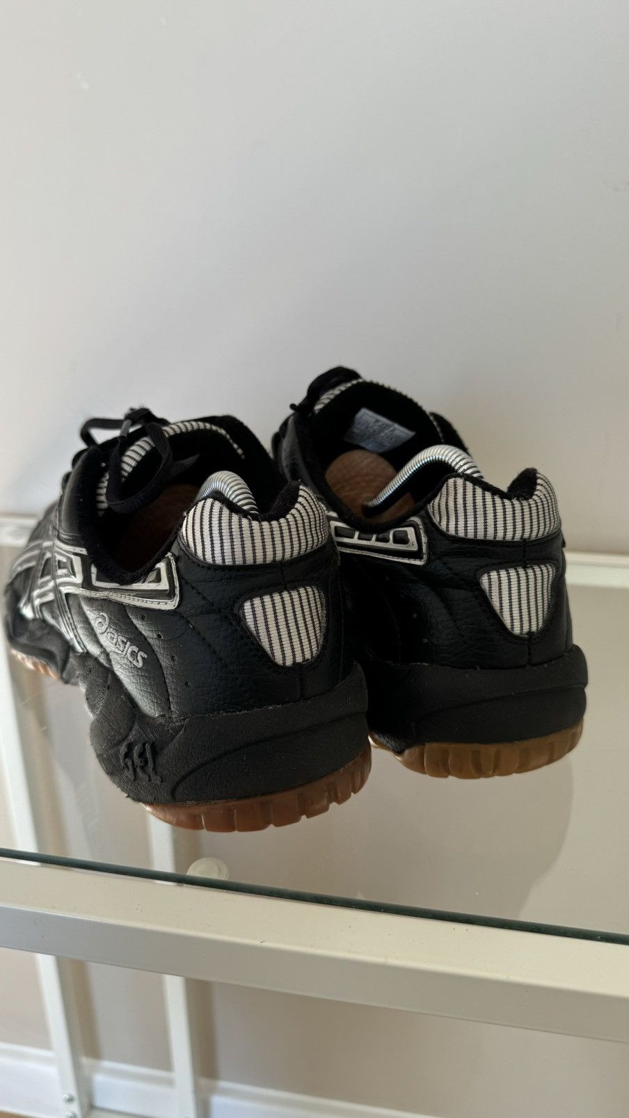 Asics × Vintage Asics black gel sneakers vintage gorpcore 90s 00s Size US 9.5 / EU 42-43 - 4 Thumbnail