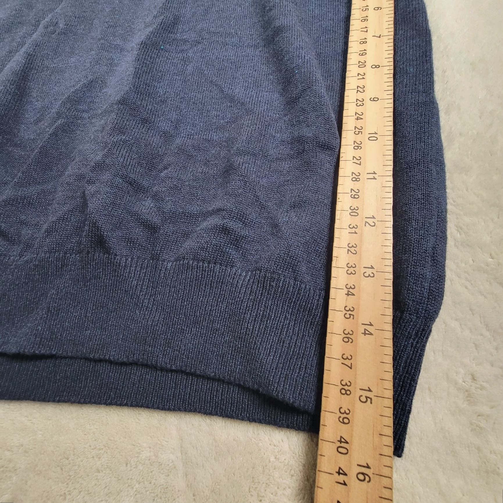 Van Heusen Van Heusen Men’s Sweater Vest M Blue Gray V-Neck Knit Cotton Blend Comfortable Classic Casual Travel Golf Walking Hiking Size US M / EU 48-50 / 2 - 5 Thumbnail