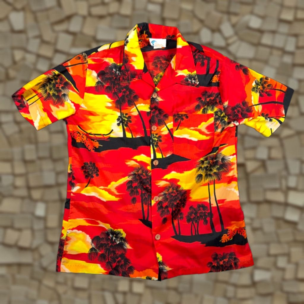 Vintage VINTAGE Islander Hawaiian Shirt Mens M Red Sunset 70s Polyester Button-Up Short Sleeve Beach Graphic Print Pockets USA Collar Shirt Size US M / EU 48-50 / 2 - 1 Thumbnail