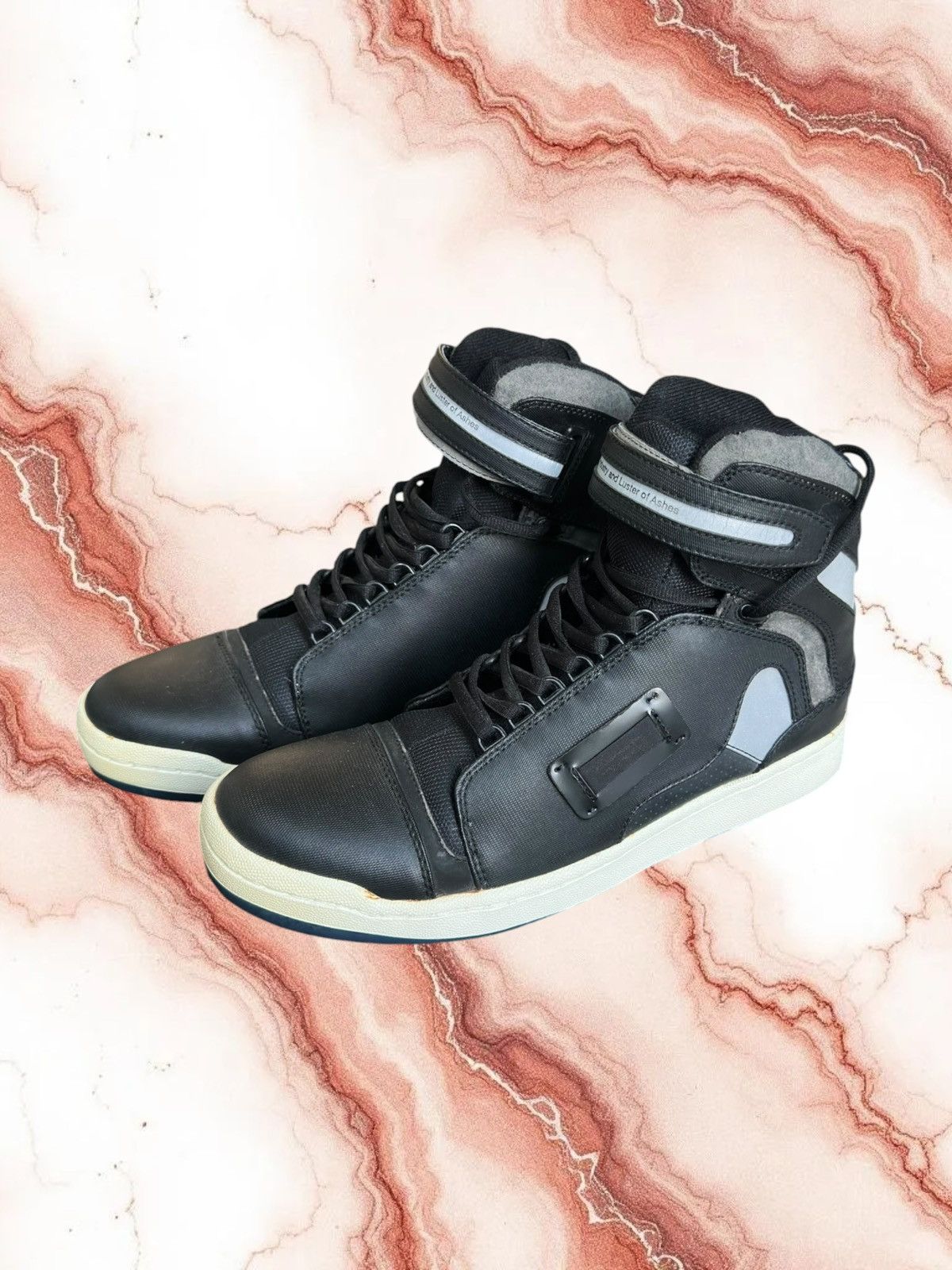 Undercover Undercover Gila Gila High-Top Sneaker AW09 Size US 9 / EU 42 - 1 Thumbnail
