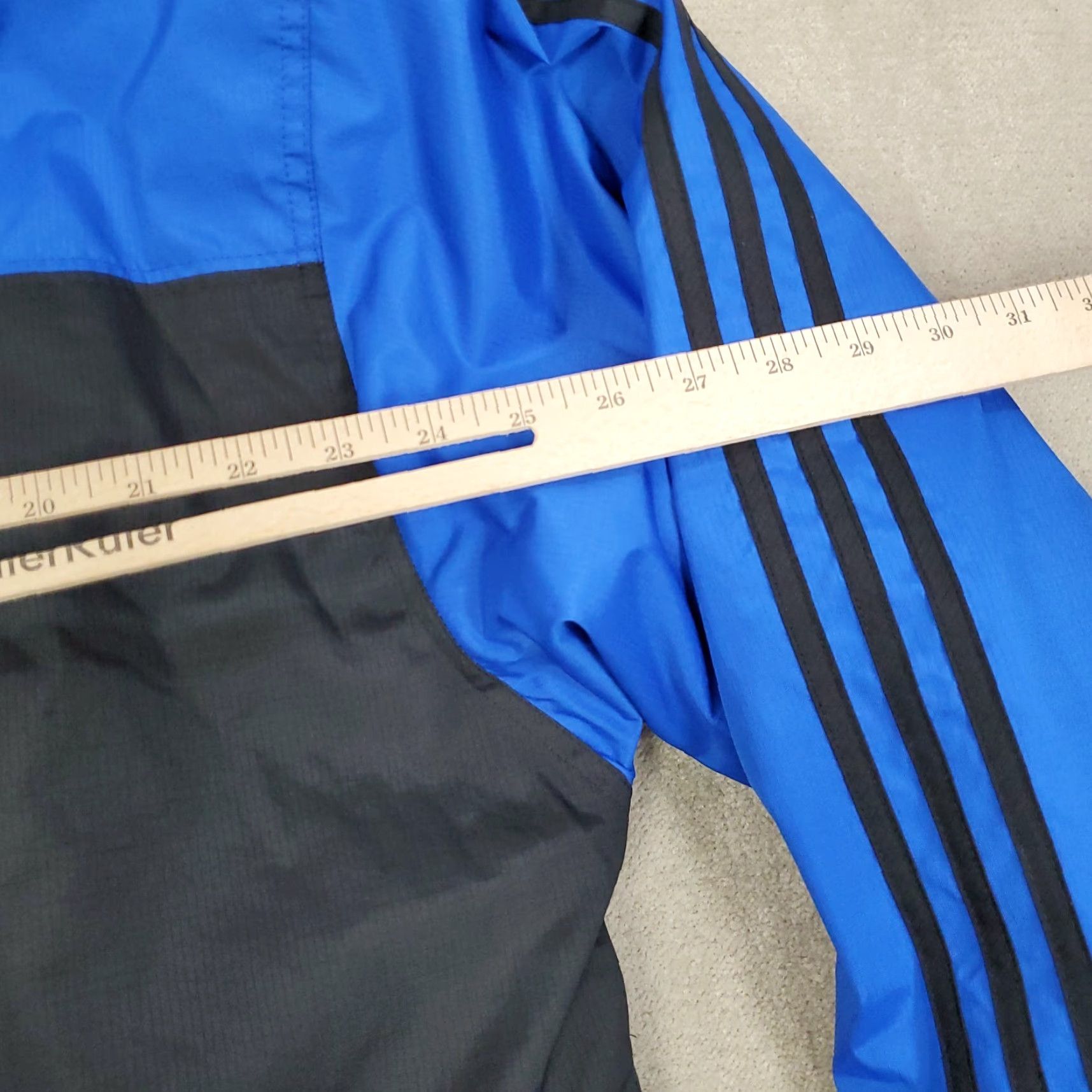 Adidas VINTAGE Adidas Jacket Mens L Black Blue Reversible Coat Sweatshirt 90s Y2K Size US L / EU 52-54 / 3 - 5 Thumbnail