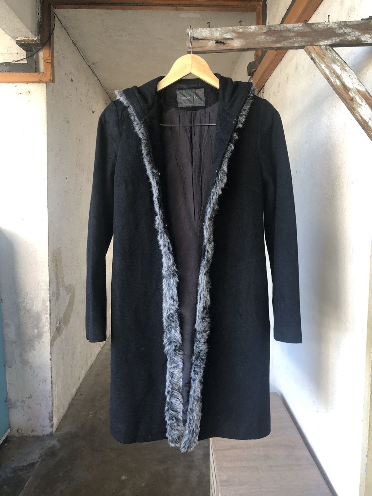 Seditionaries Peyton Place by PPFM Wool Long Jacket With Fur Size M / US 6-8 / IT 42-44 - 1 Thumbnail