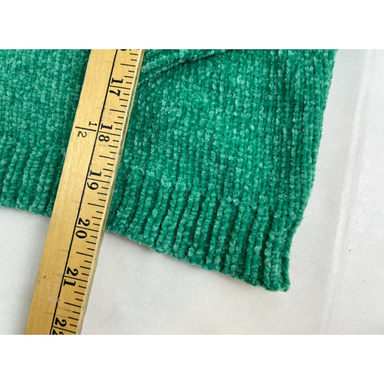 Vintage Poof Sweater Women’s Size Small Green Cropped Pullover Chenille Crew Neck Long Sleeve Modern Solid Size S / US 4 / IT 40 - 4 Thumbnail