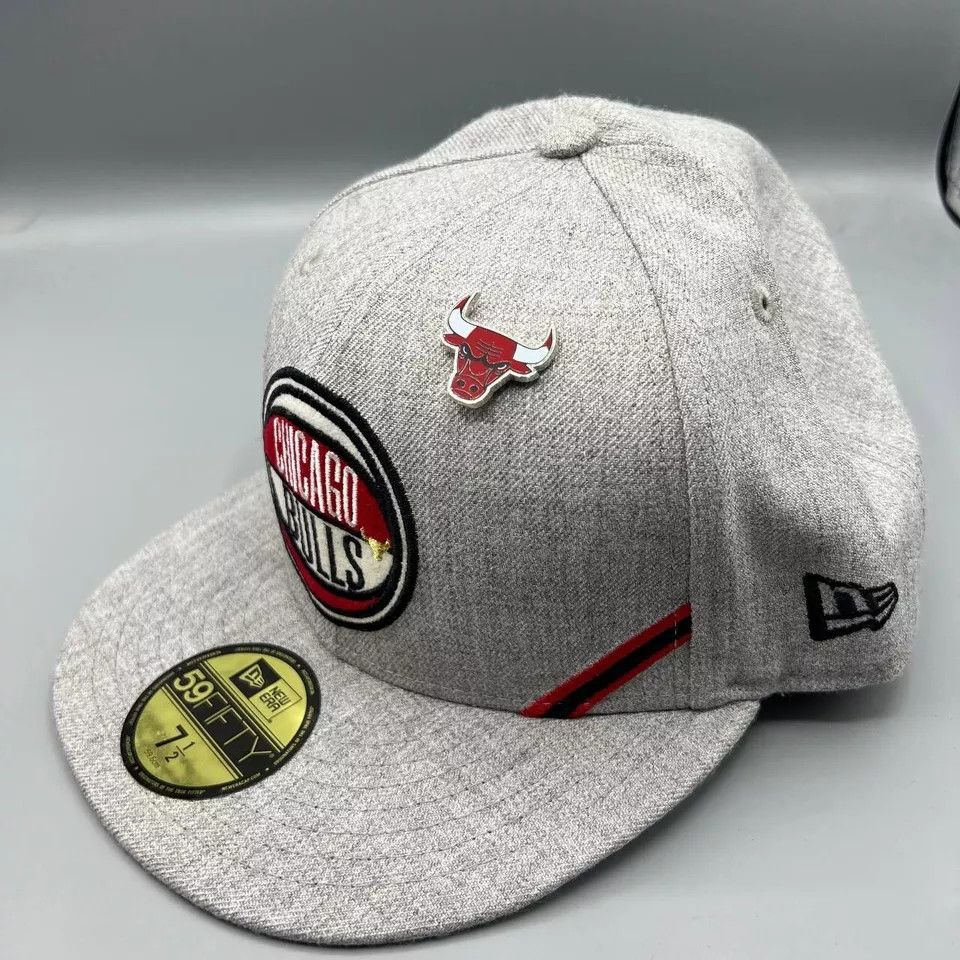 New Era Chicago Bulls Hat Men 7 1/2 59Fifty New Era Fitted with Pin Size ONE SIZE - 2 Thumbnail