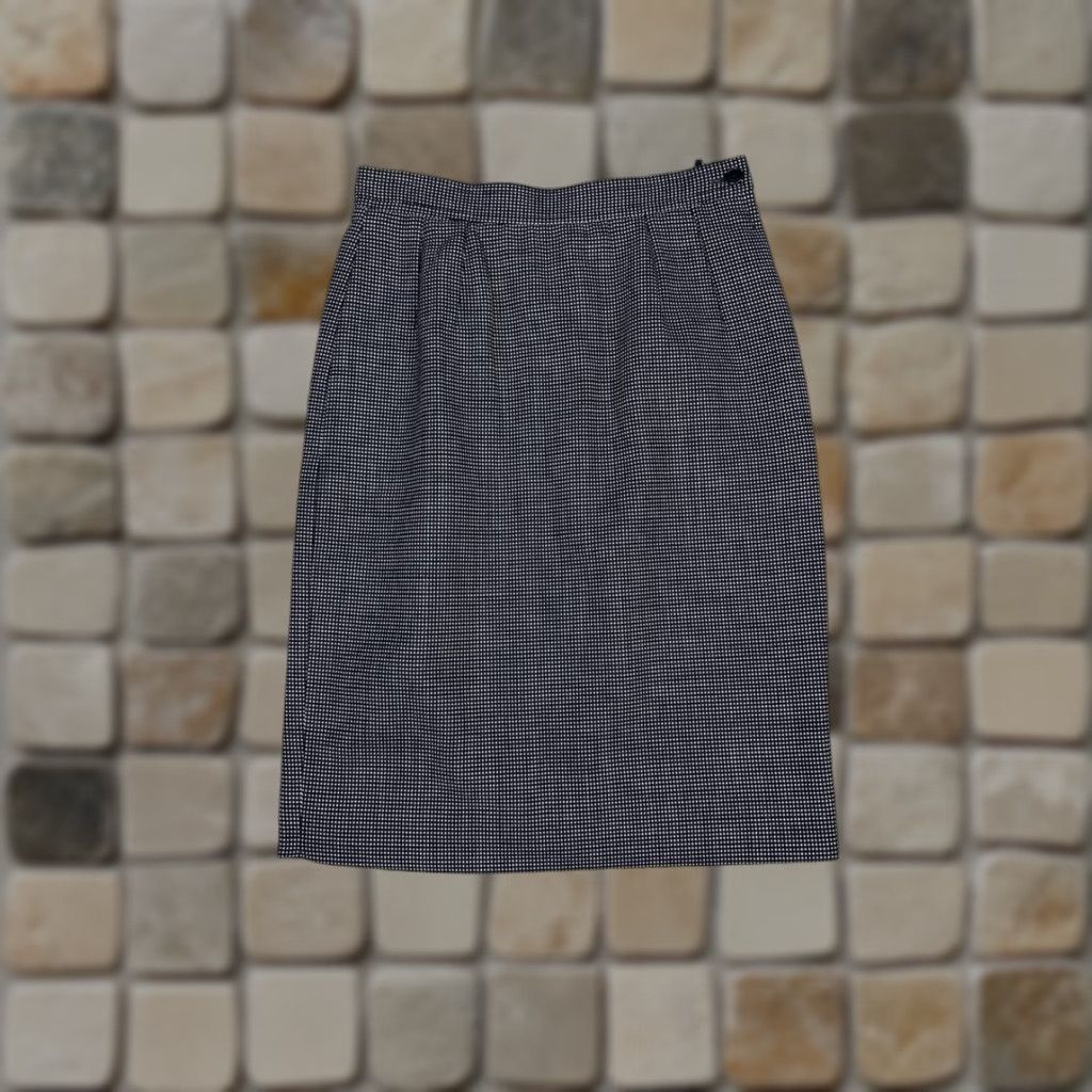 Valentino VINTAGE Valentino Skirt Pencil Womens 40 Black Check Zip Back Slit Casual 90s Modern Womens Size 32" / US 10 / IT 46 - 1 Thumbnail
