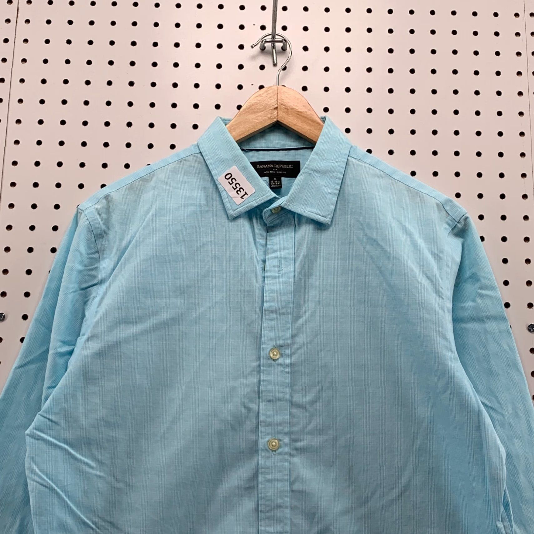 Banana Republic Banana Republic Button-Up Shirt Long Sleeve Mens Medium Blue Plaid 15.5 33-34 Size US M / EU 48-50 / 2 - 2 Thumbnail