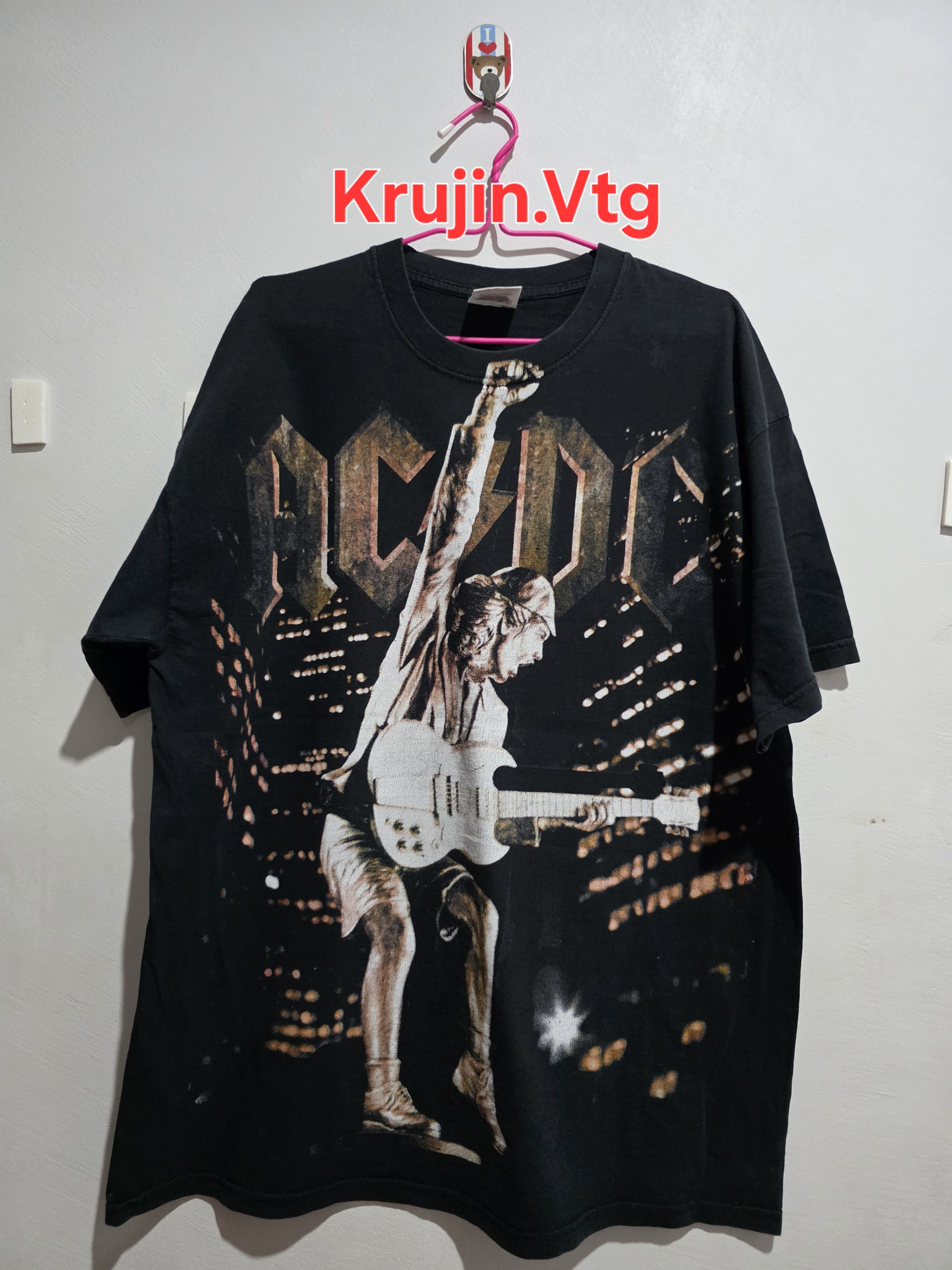 Other This AC/DC Angus Young Size US XL / EU 56 / 4 - 1 Thumbnail