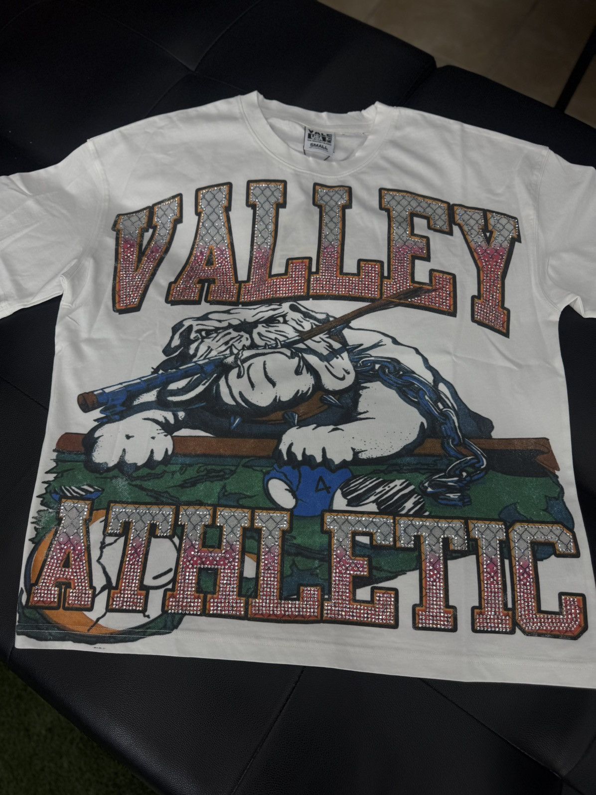 Vale Valley Stone BullDog Tee Shirt Shiny Size S (NEW) Size US S / EU 44-46 / 1 - 3 Thumbnail