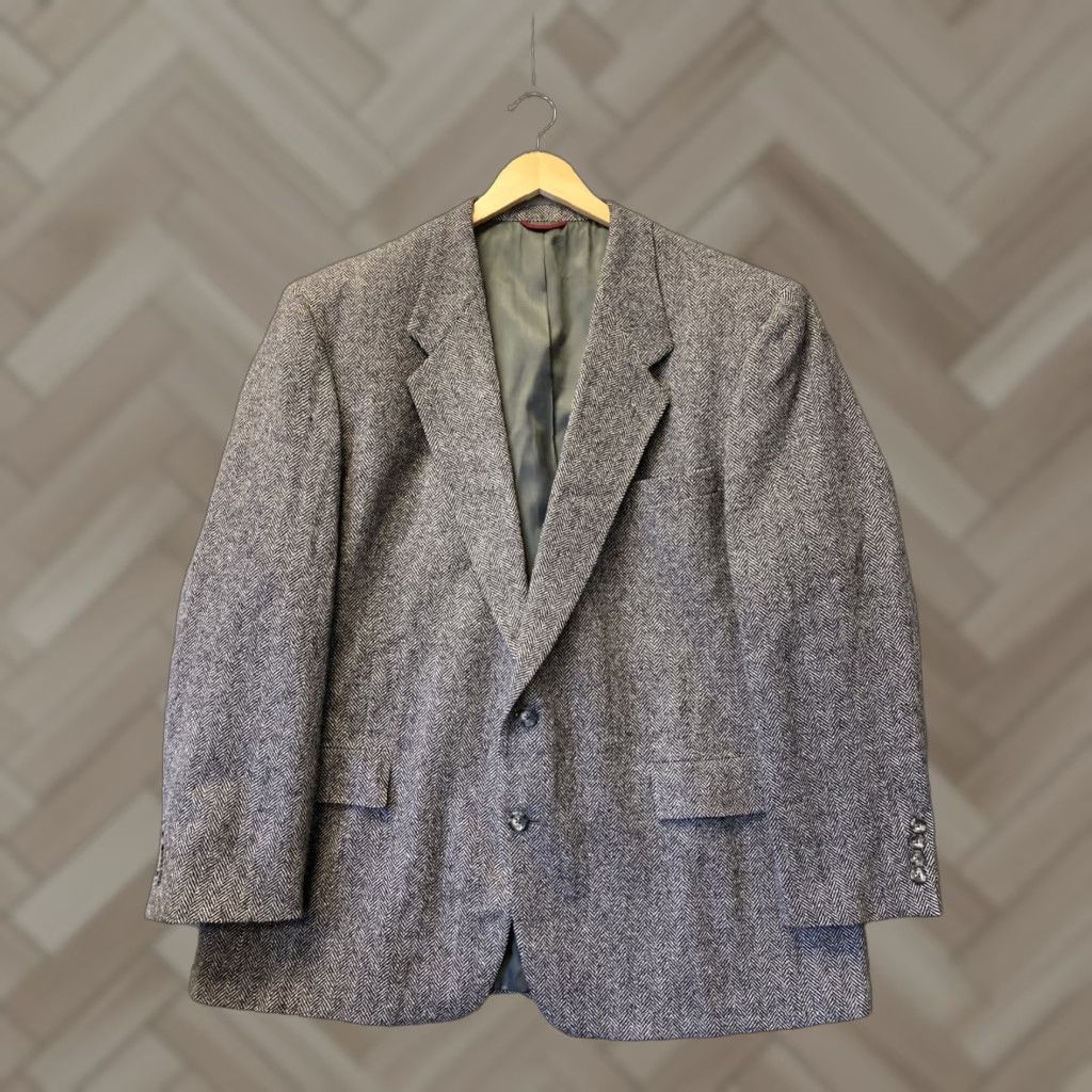 Hart Schaffner Marx VINTAGE Hart Schaffner Marx Wool Sport Coat Blazer Men 48 Regular Gray Herringbone 1950s/60s Mens Blazer Size 48R - 1 Thumbnail