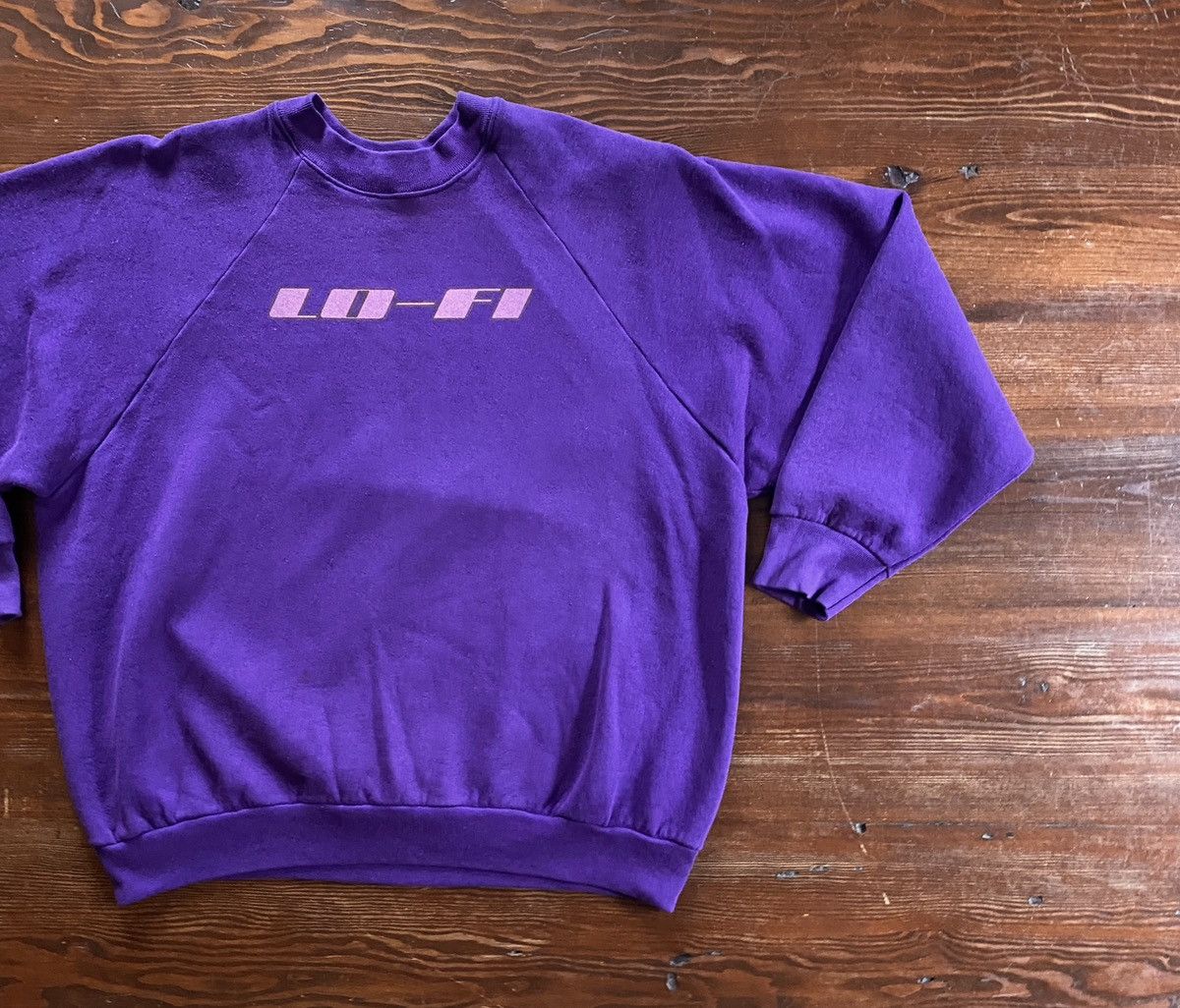 Fruit Of The Loom Vintage 90’s Lo-Fi Purple Raglan Crewneck Sweatshirt Size US XL / EU 56 / 4 - 1 Thumbnail
