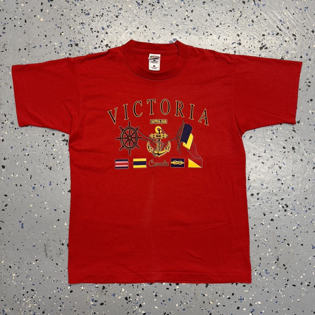 Fruit Of The Loom × Vintage Vintage 90s Fruit of the Loom Victoria Canada Graphic Shirt Size US L / EU 52-54 / 3 - 1 Thumbnail