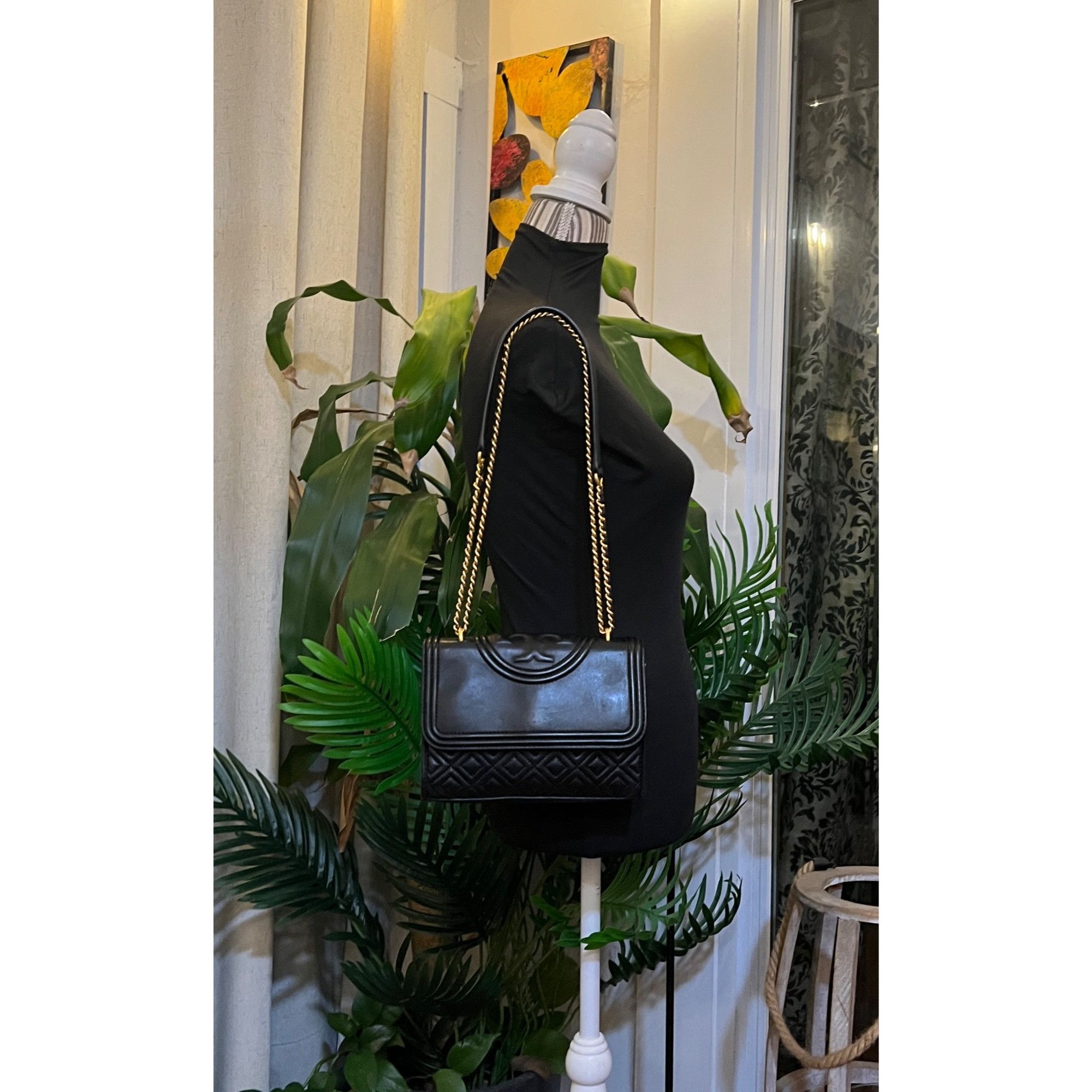 Tory Burch AUTHENTIC TORY BURCH Black Fleming Quilted Leather Handbag Size ONE SIZE - 9 Thumbnail