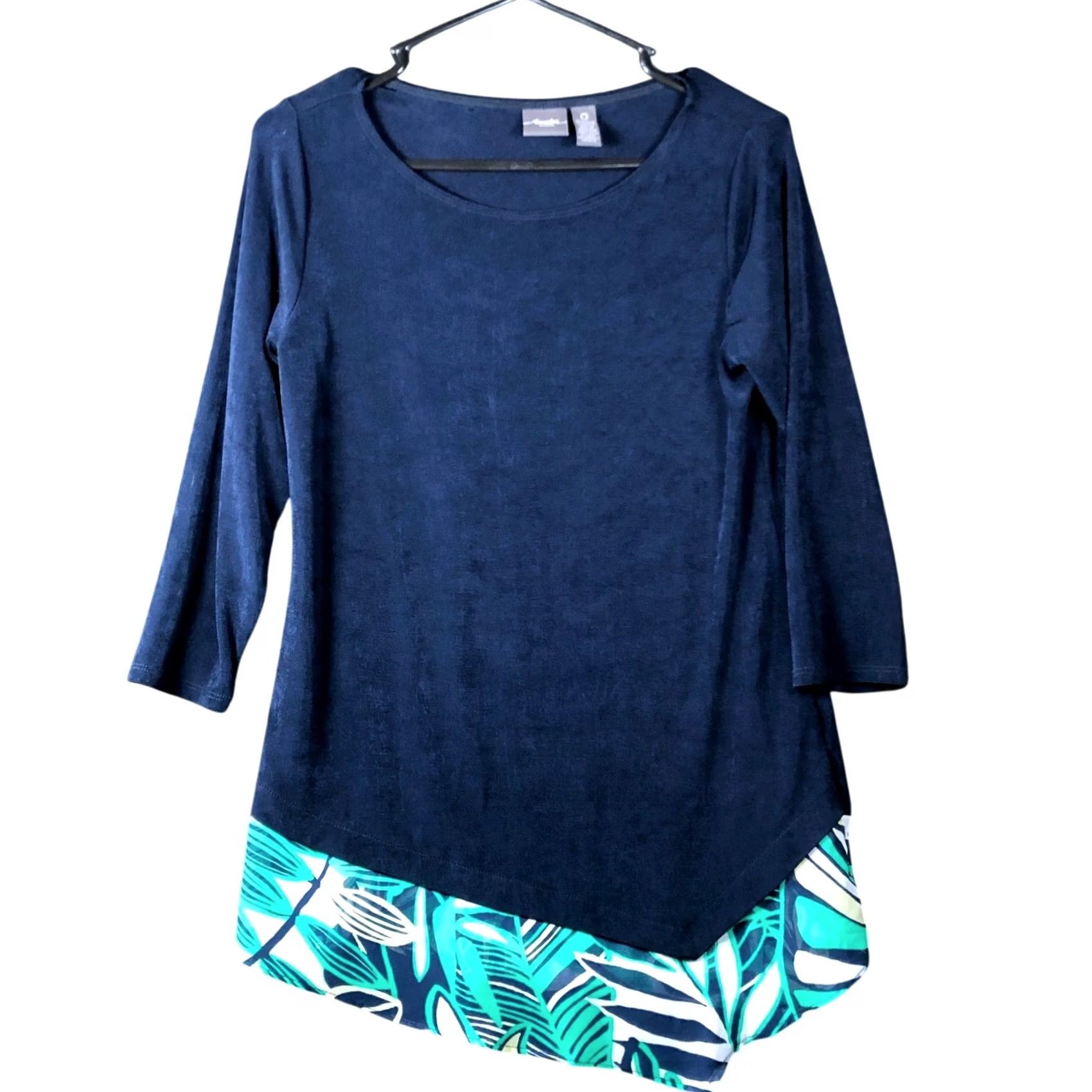 Vintage Chicos Travelers Women Blouse Blue 3/4 Sleeve Asymmetrical Hem Tunic Stretch S Regular Casual Workwear Travel Wedding Size S / US 4 / IT 40 - 2 Thumbnail