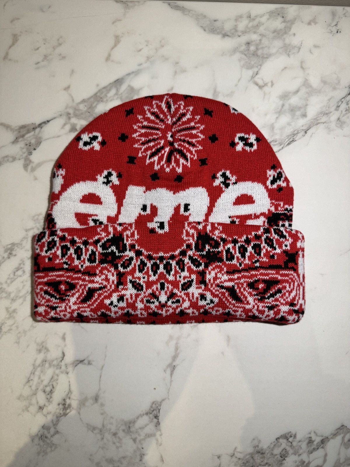 Supreme Supreme Red Paisley Bandana Beanie Size ONE SIZE - 2 Thumbnail