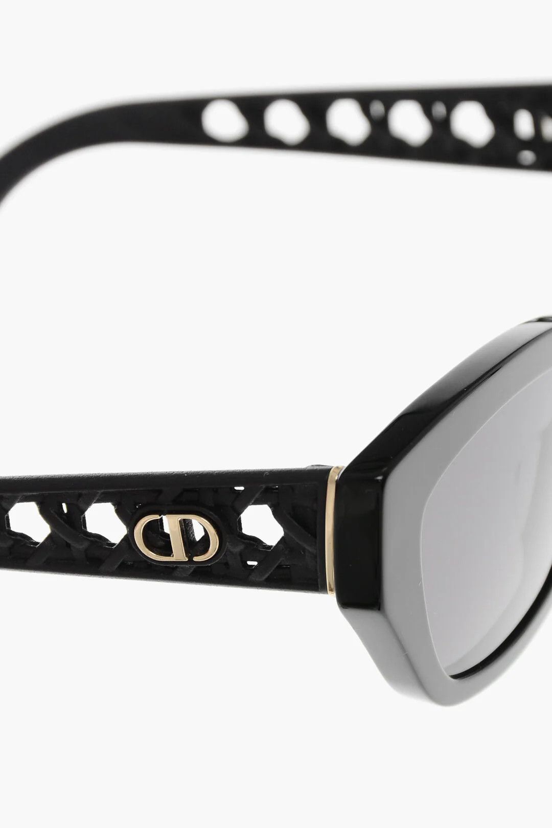 Dior o1mm0326 Size: OS / Solid-Color Cat-Eye Sunglasses in Black Size ONE SIZE - 4 Thumbnail