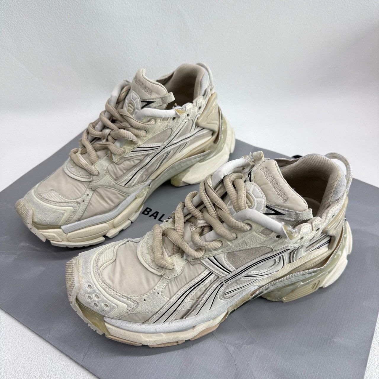 Balenciaga Balenciaga Running Beige Lowtop Sneakers us_8-5 Women Size US 8.5 / IT 38.5 - 1 Thumbnail