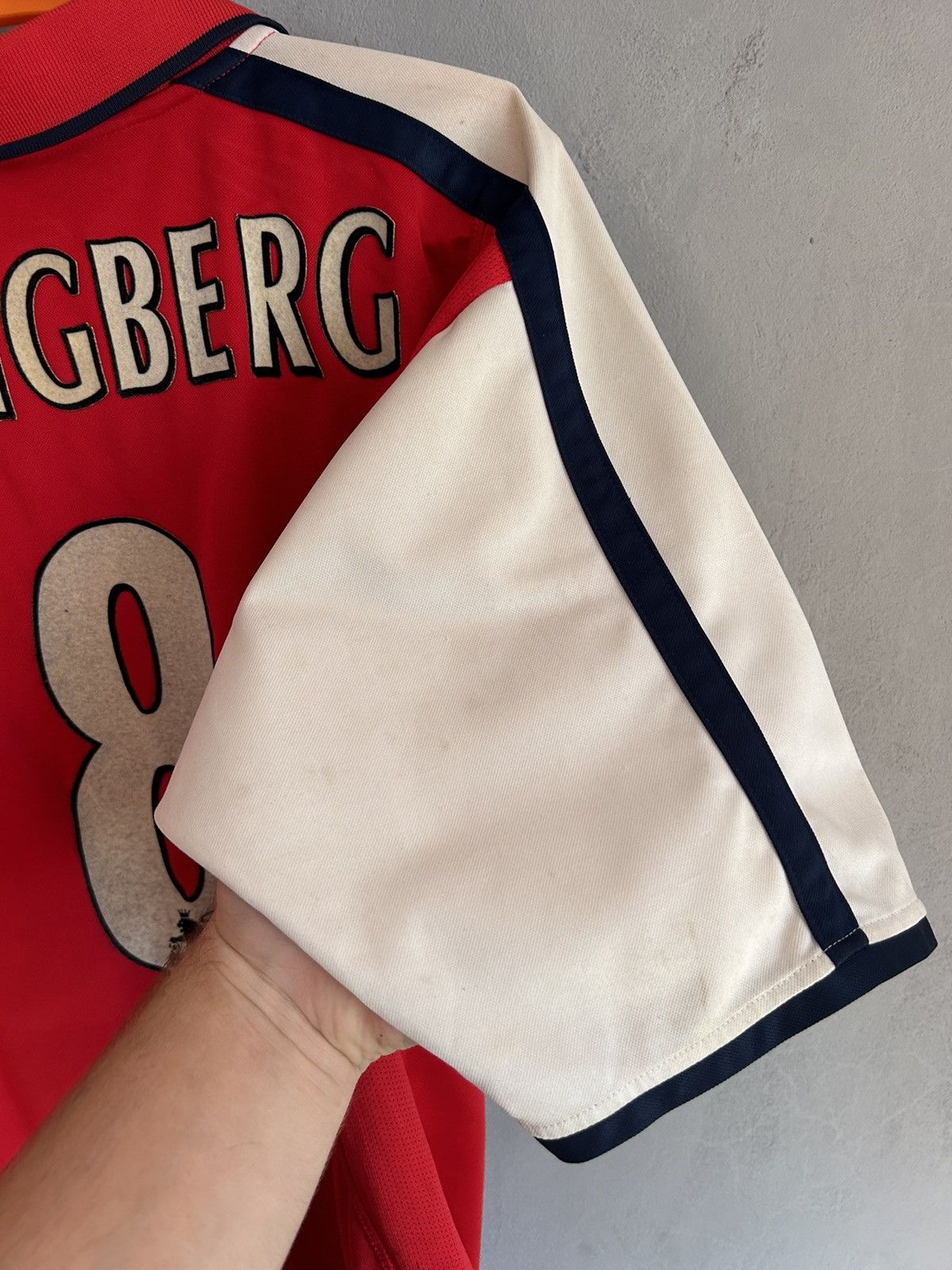 Nike × Vintage Arsenal Ljungberg #8 home jersey 2000-2002 Size US M / EU 48-50 / 2 - 14 Thumbnail