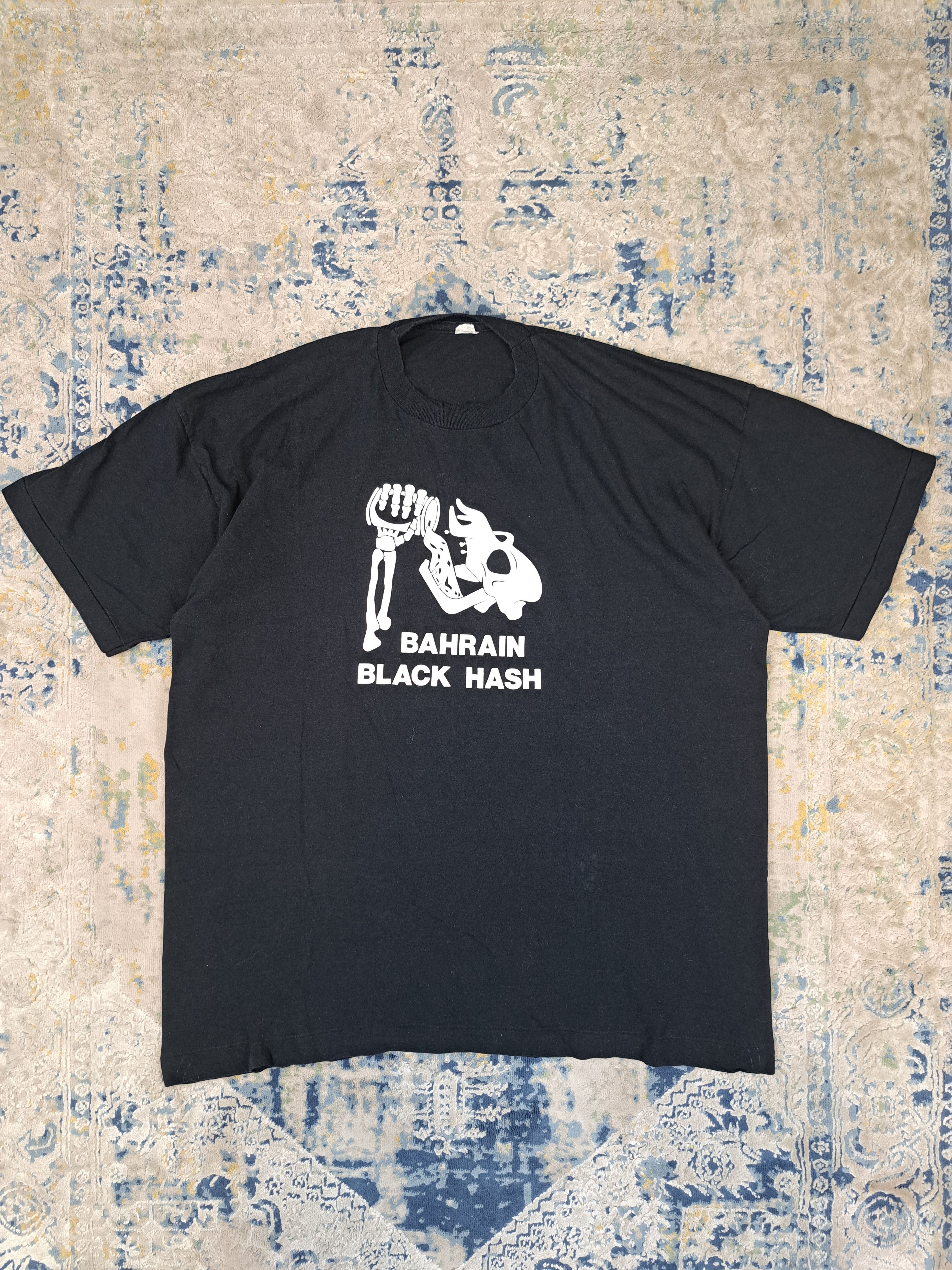 Vintage Vintage 80s Bahrain Black Hash Single Stitch Tee Size US XXL / EU 58 / 5 - 1 Thumbnail
