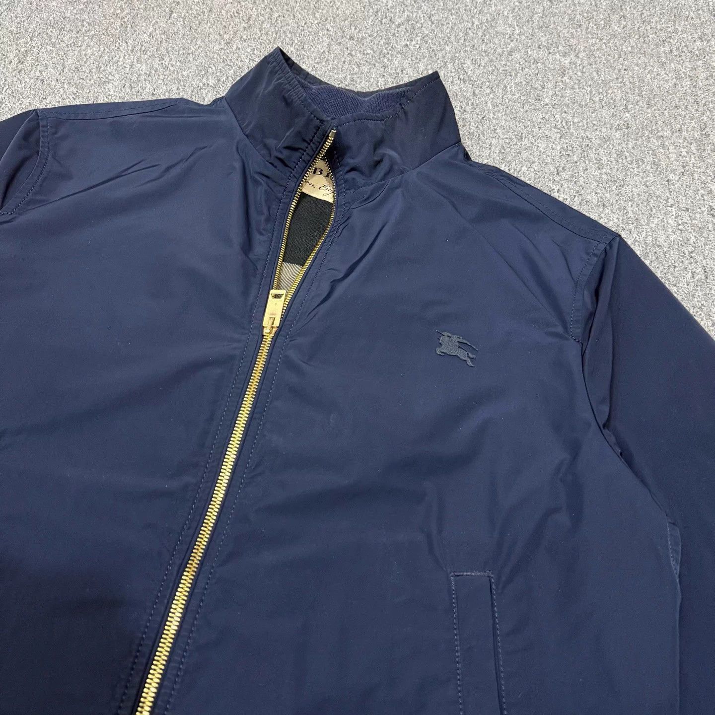 Burberry Burberry navy Horseferry chest logo M jacket Size US M / EU 48-50 / 2 - 3 Thumbnail