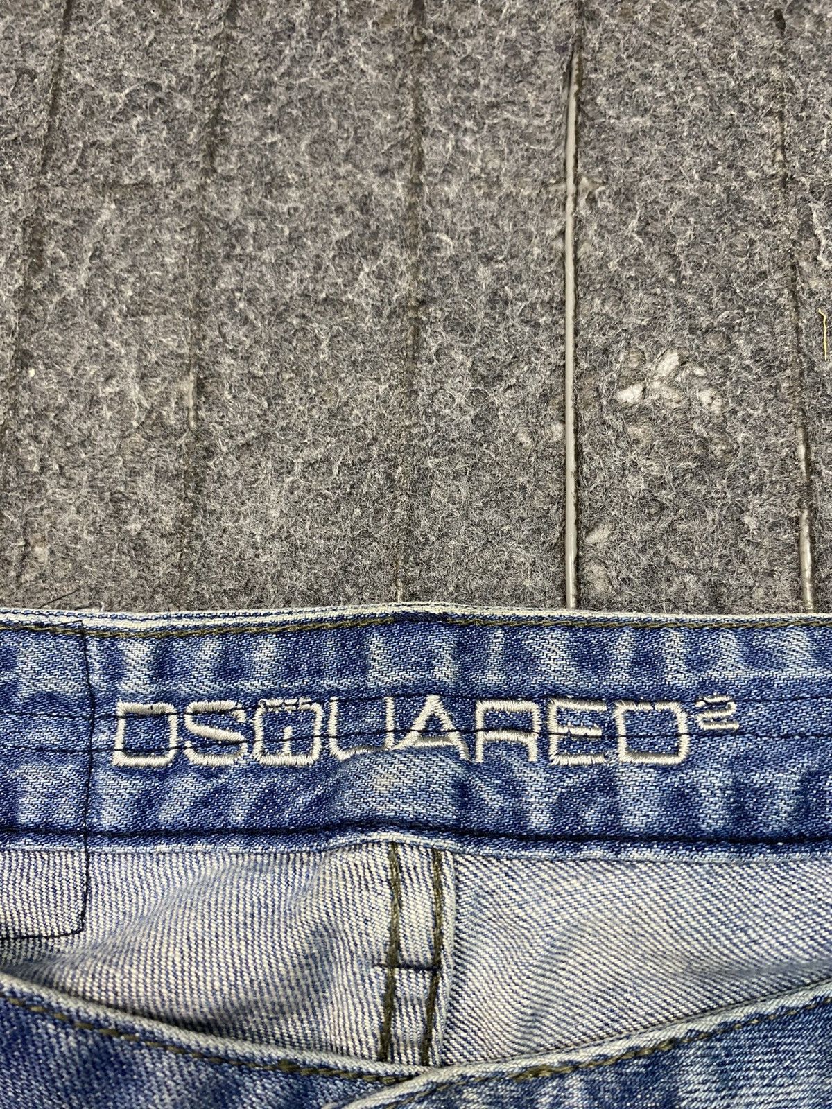 Dsquared2 Dsquared2 Distressed Indigo Denim Jeans Straight Cut Size 34 Size US 34 / EU 50 - 13 Thumbnail