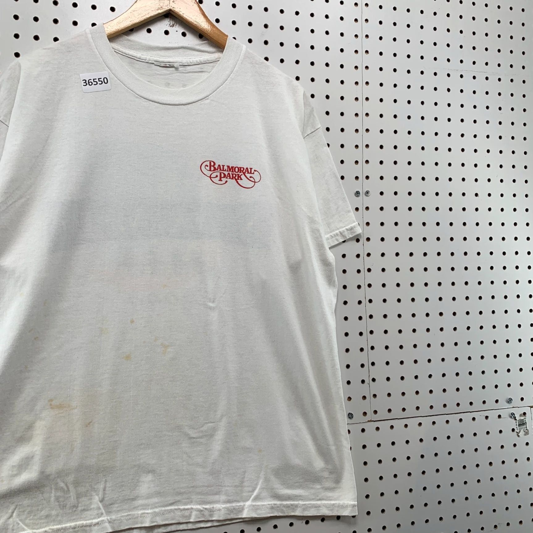 Gildan VINTAGE Y2K Gildan Balmoral Park Summer Night Horse Graphic Shirt Mens Large White Size US L / EU 52-54 / 3 - 3 Thumbnail