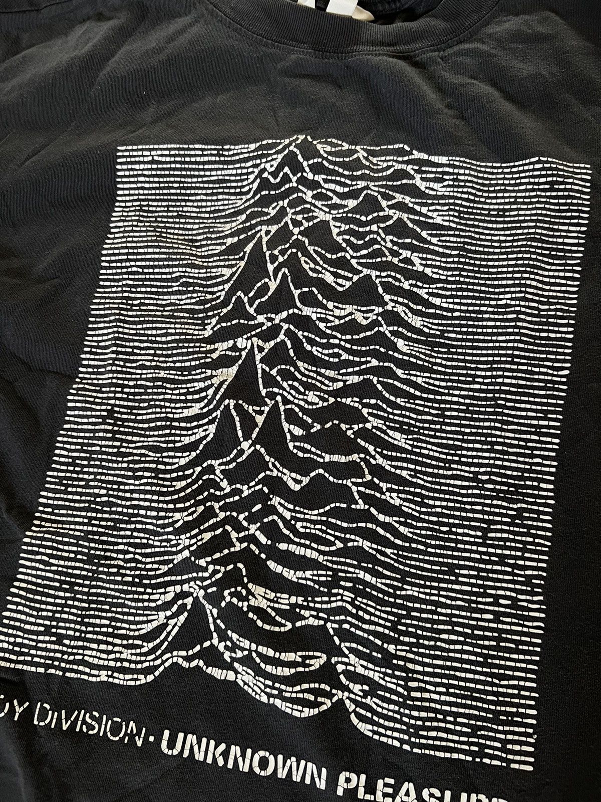 Band Tees × Joy Division × Vintage Y2K JOY DIVISION UNKNOWN PLEASURES VINTAGE STYLE T Shirt Tee Size US S / EU 44-46 / 1 - 3 Thumbnail