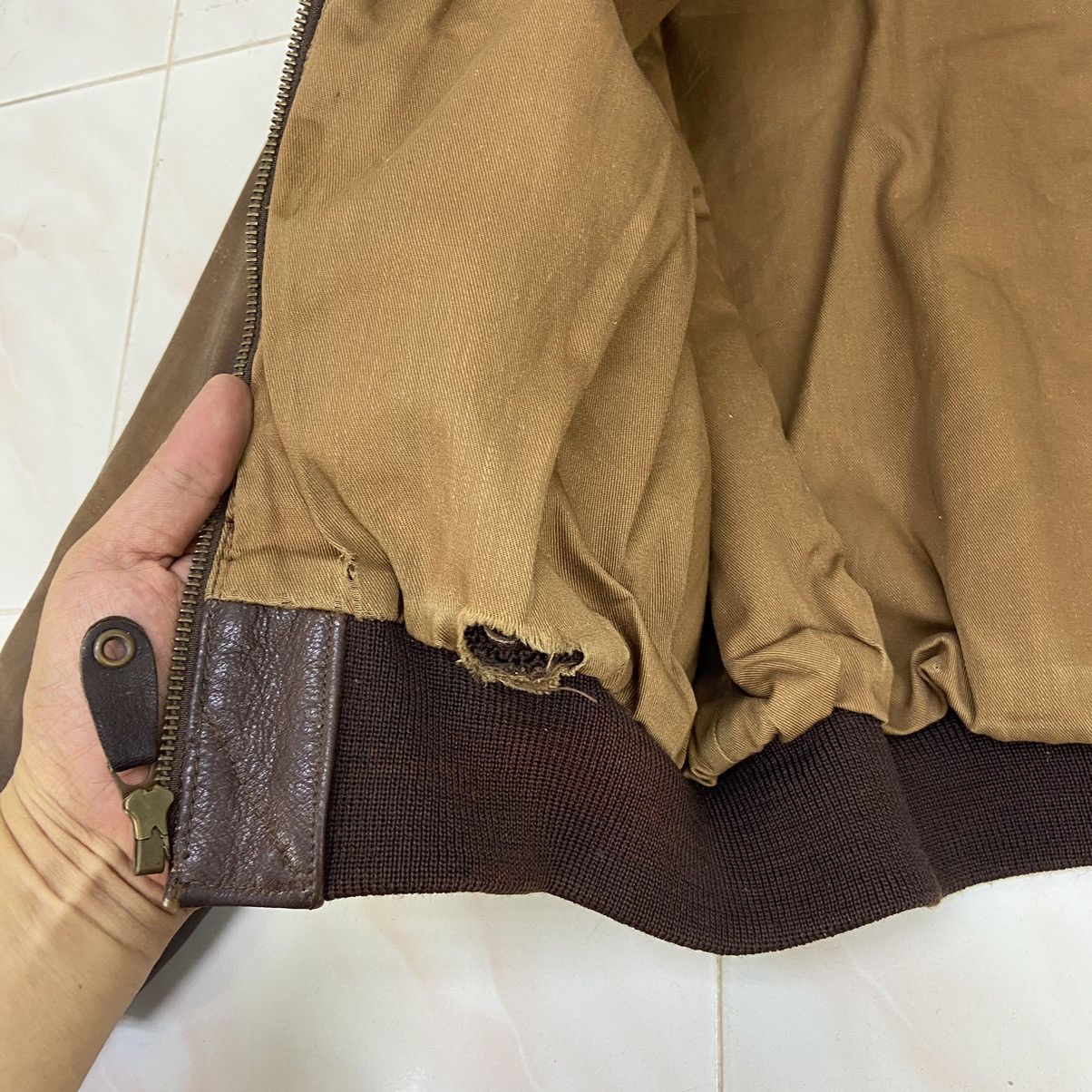 Genuine Leather Vtg Type A-2 San Francisco Aviation Sun Faded Leather Jacket Size US S / EU 44-46 / 1 - 24 Thumbnail