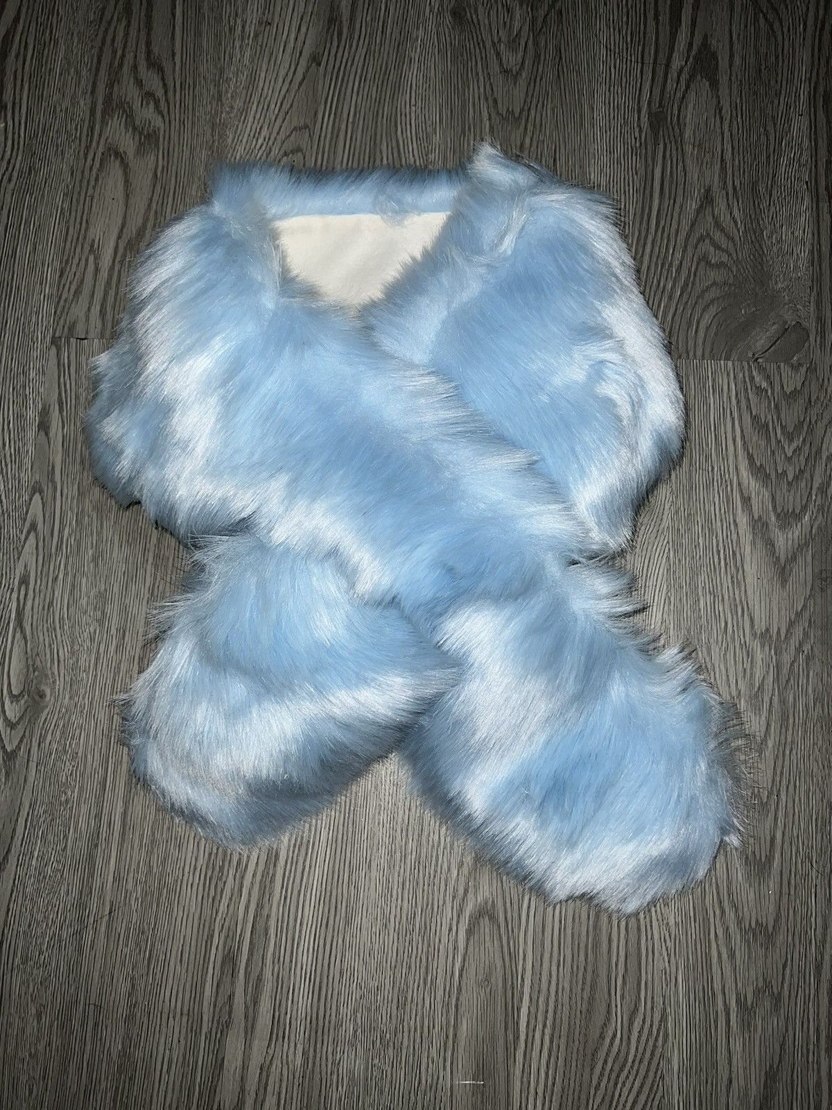 Japanese Brand Blue faux fur winter wrap scarf ❄️💙 Size ONE SIZE - 2 Thumbnail